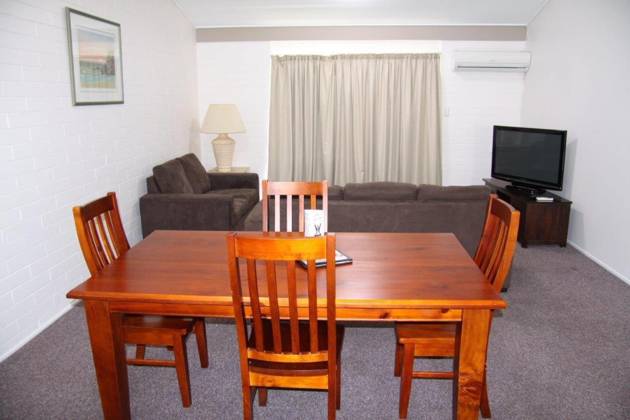 Two-Bedroom Apartment 7 photo 3