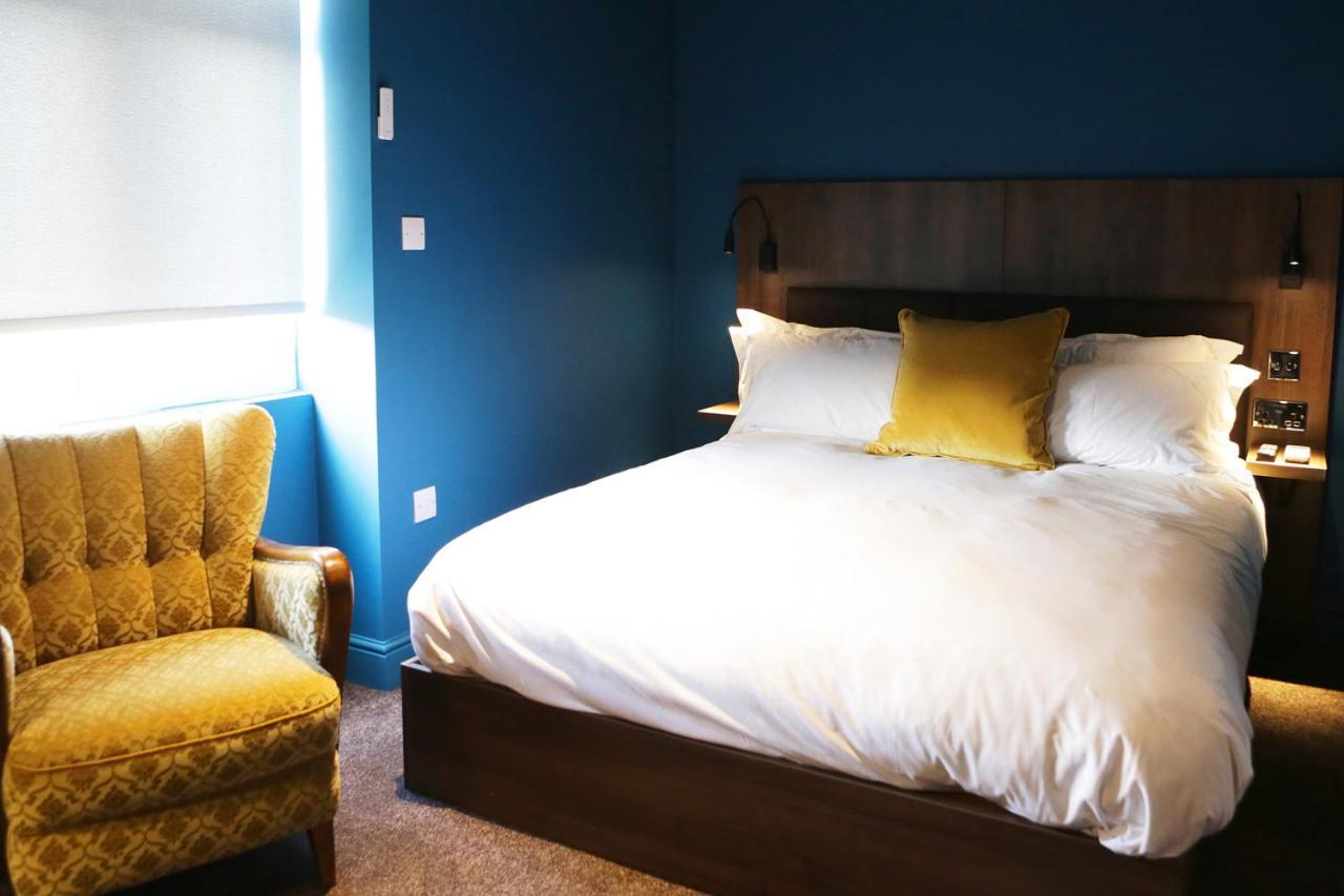 Large Double Room photo 1
