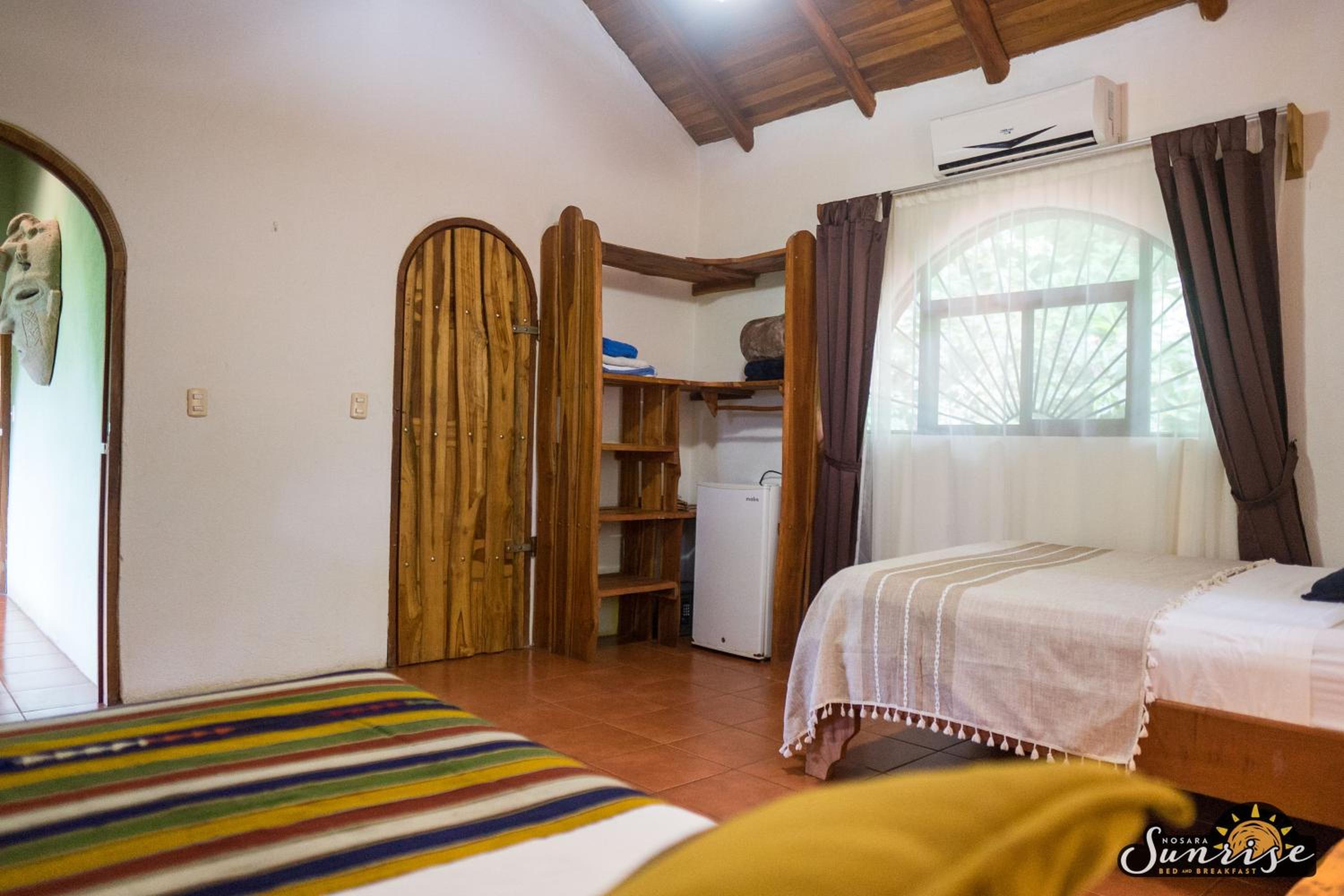 Deluxe Double Room with Balcony photo 2