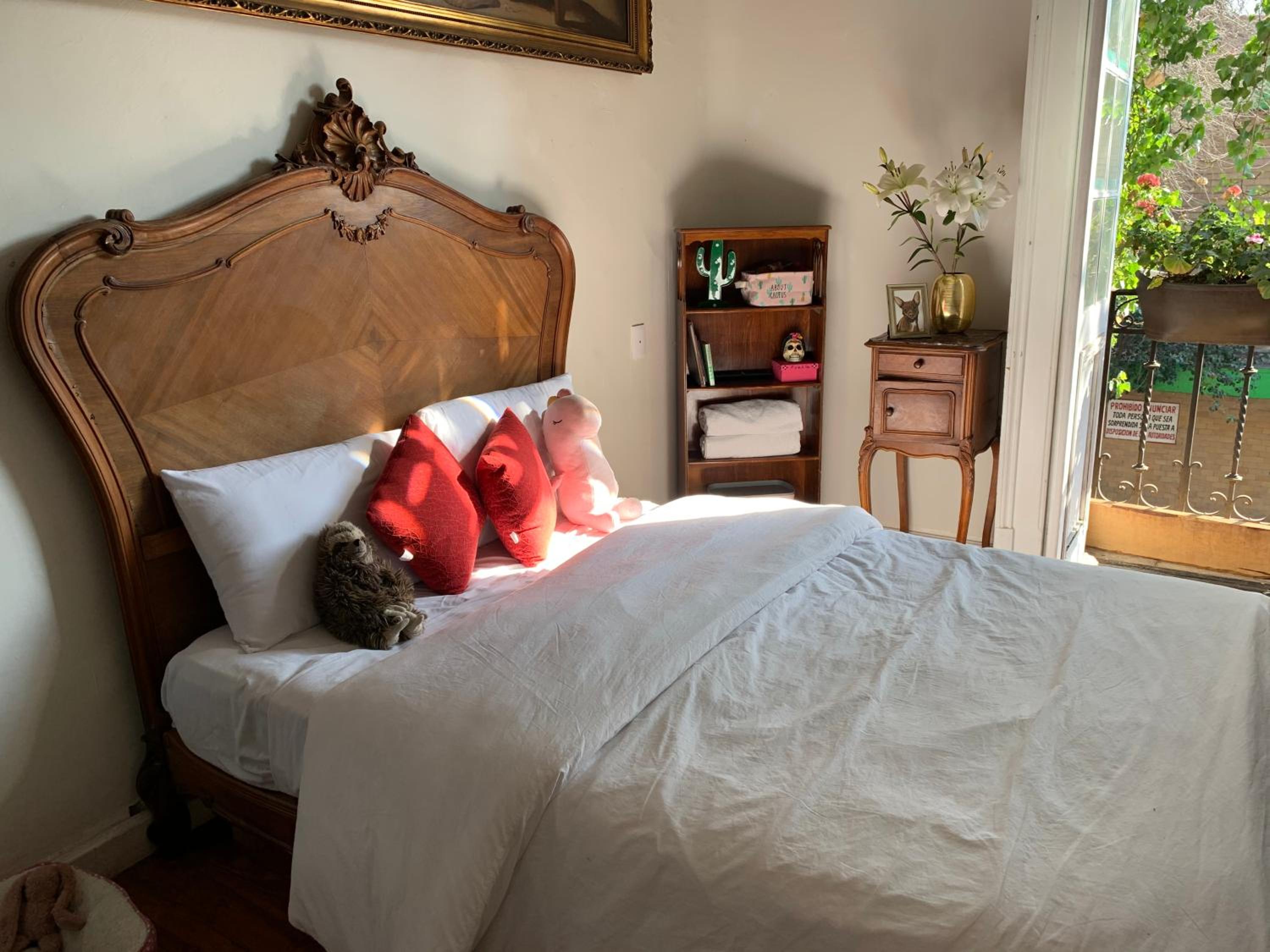 Double Room with Balcony - Photo 17