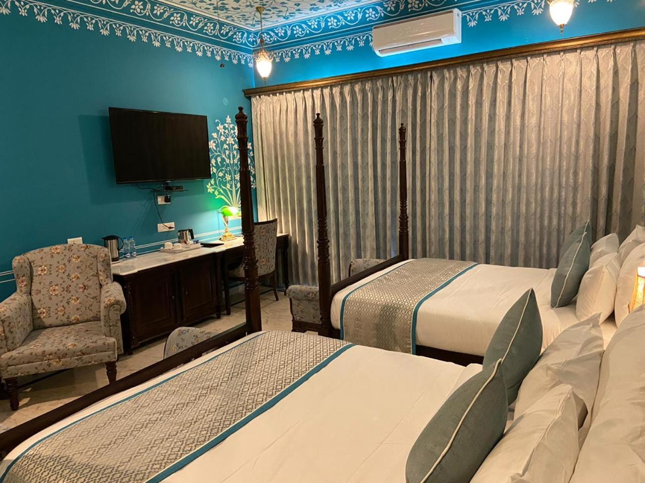 Deluxe Suite: Complimentary use of swimming pool, kids stay complimentary, secure gated parking, free games, activities at the farm resort, and a dedicated travel desk to assist with local sightseeing tours & memorable travel experience - Photo 3