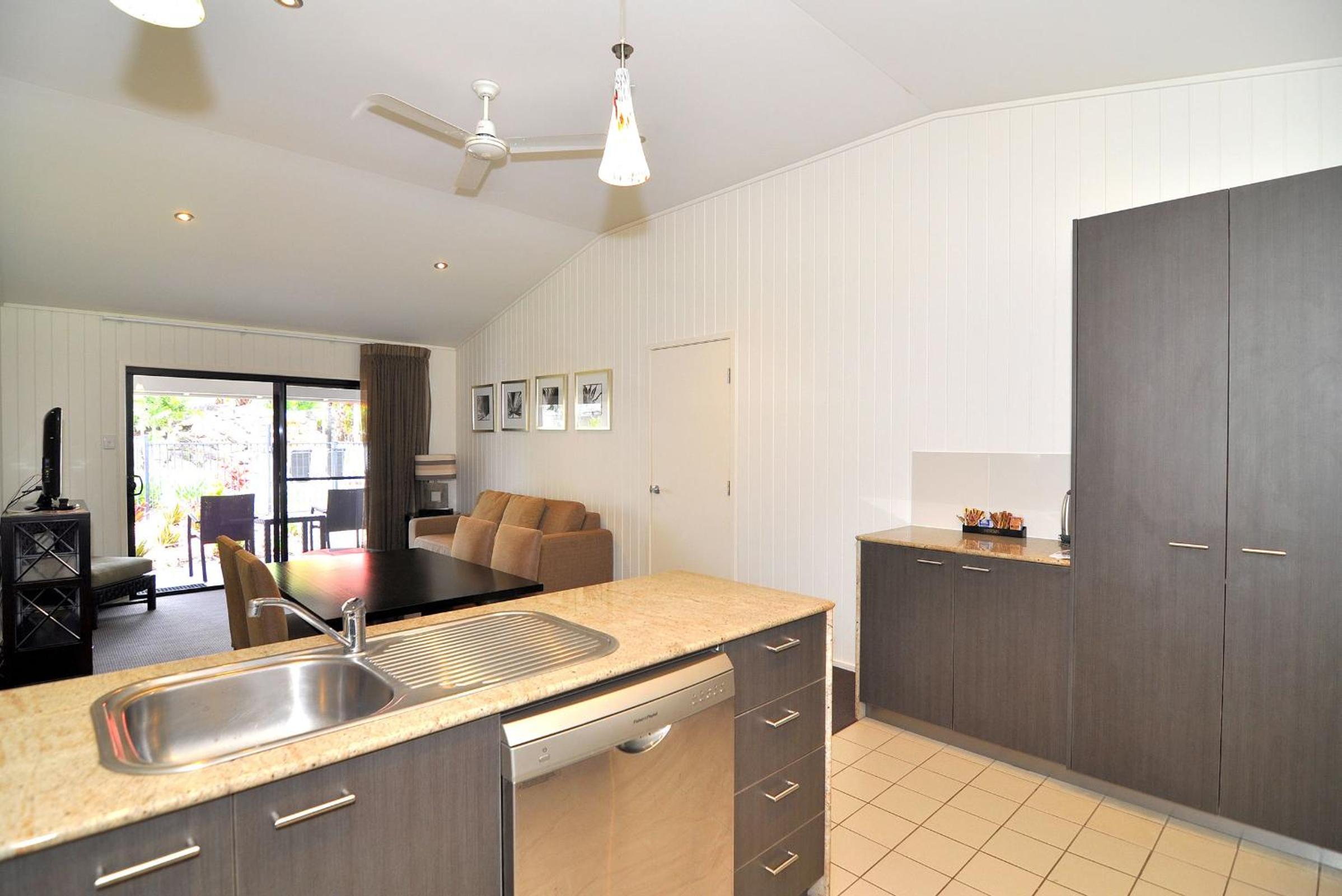 One-Bedroom Apartment - Photo 8