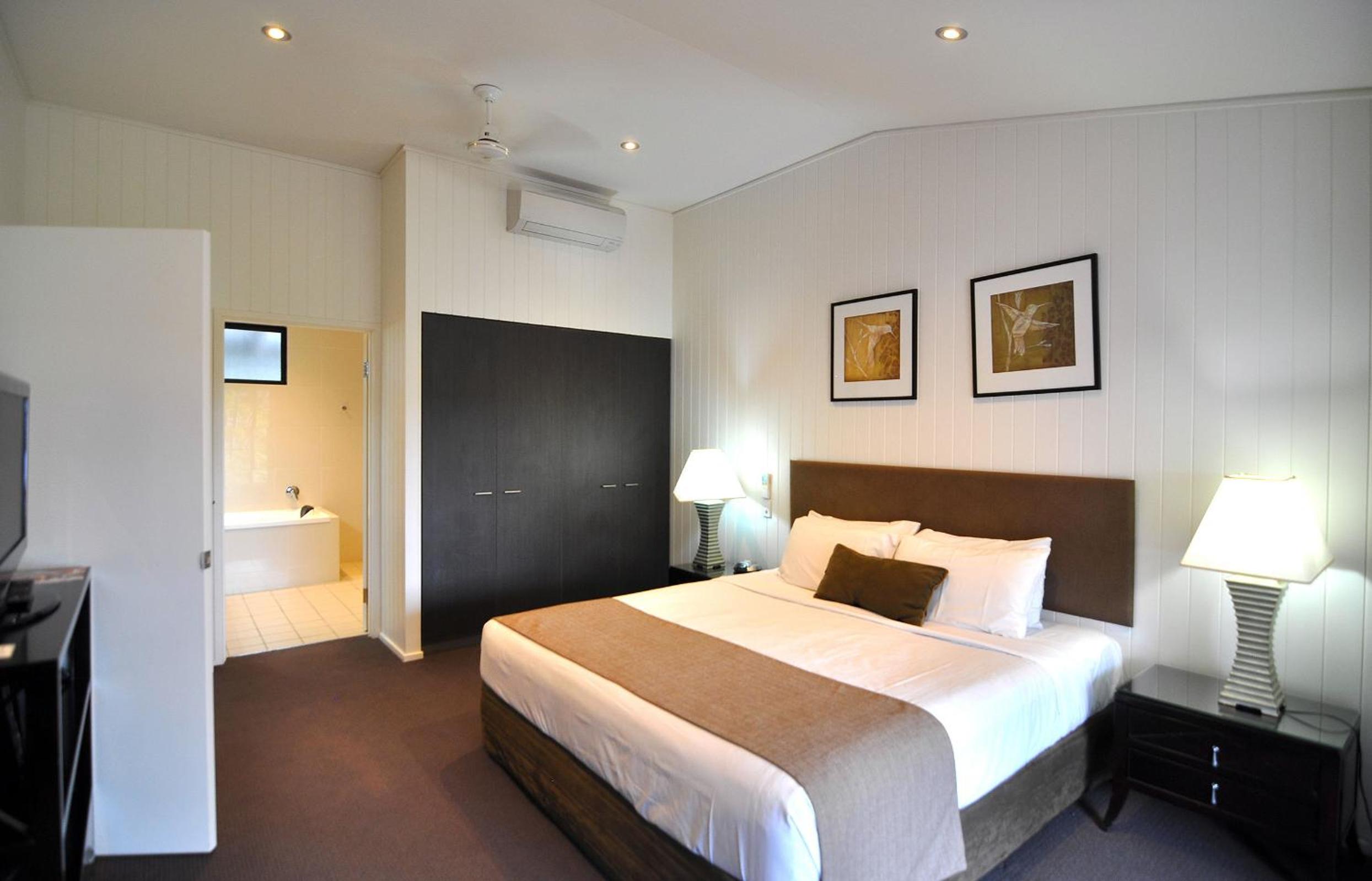 One-Bedroom Apartment - Photo 10