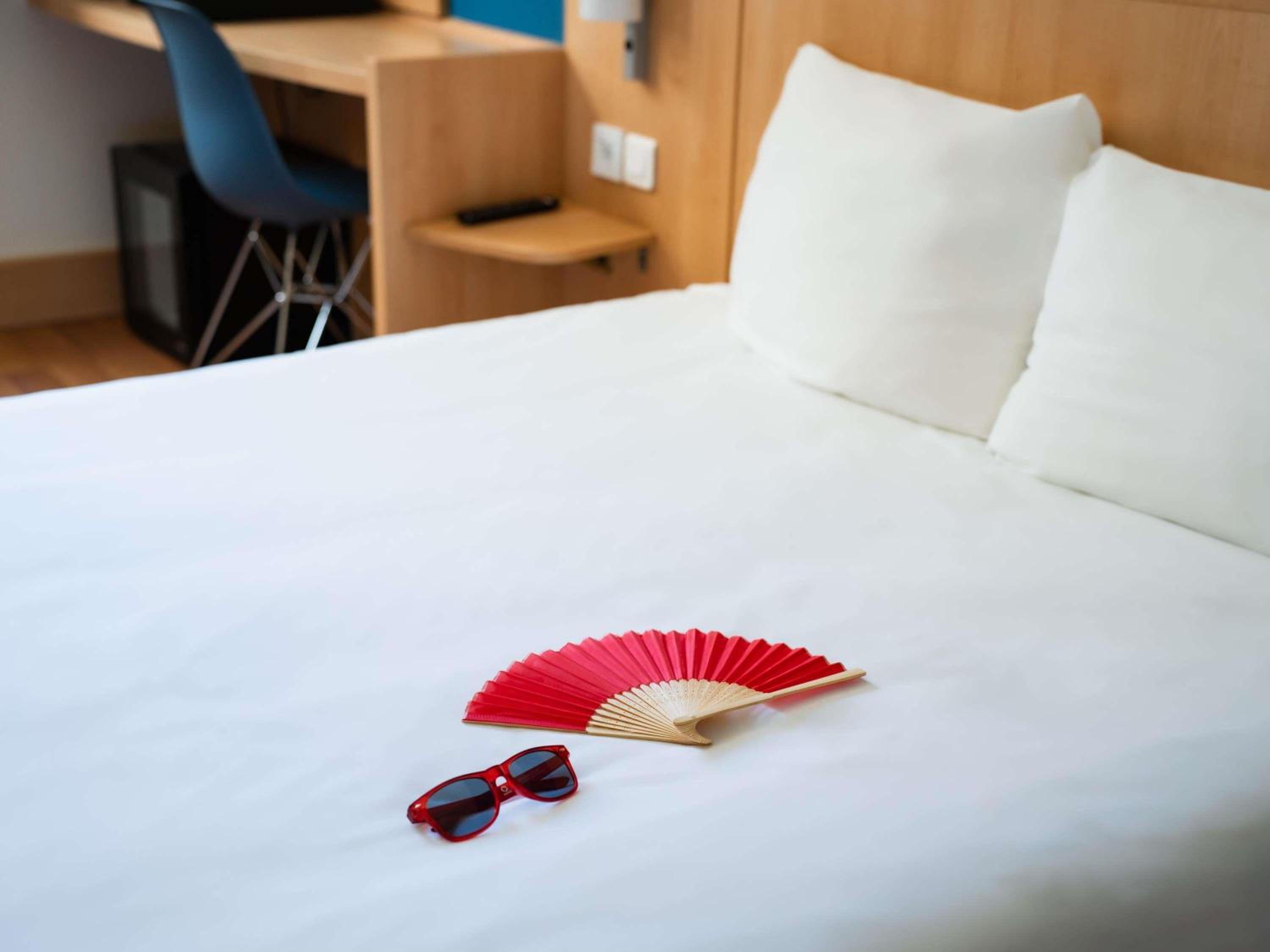 Standard Double Room - Mobility Accessible photo 3