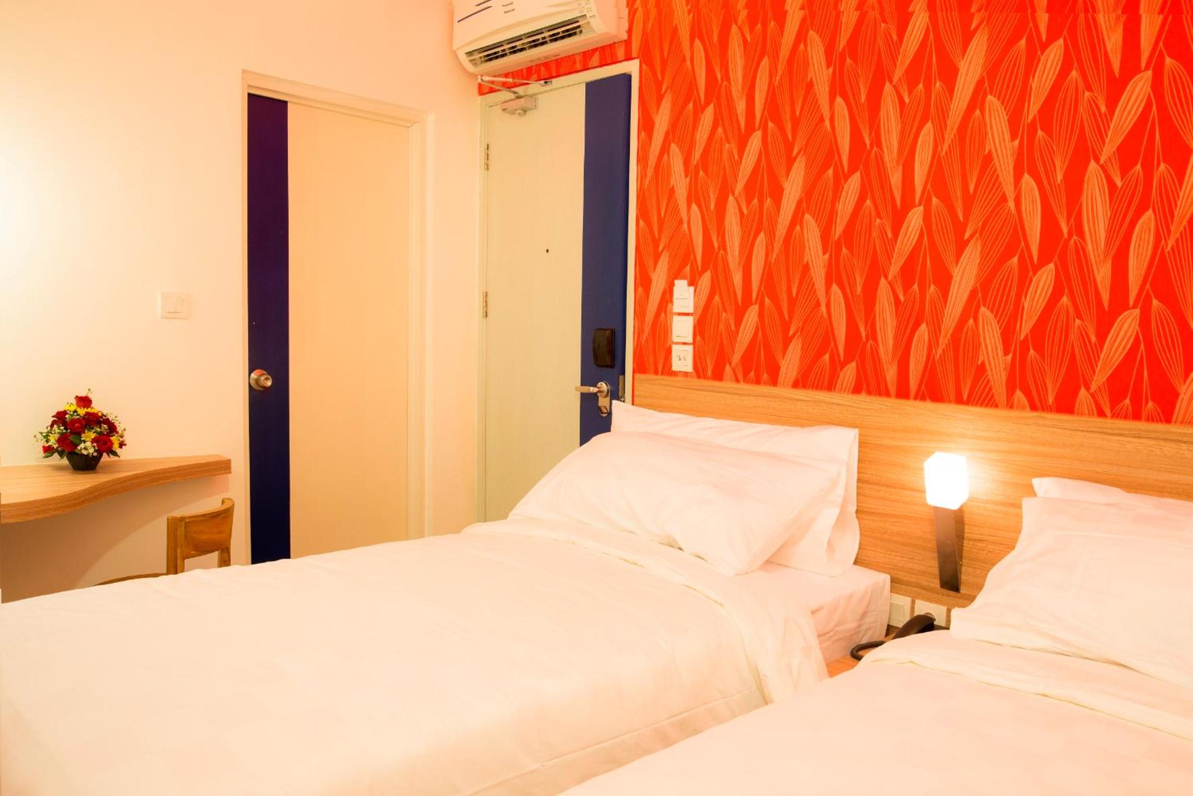 Superior King Room - Photo 9