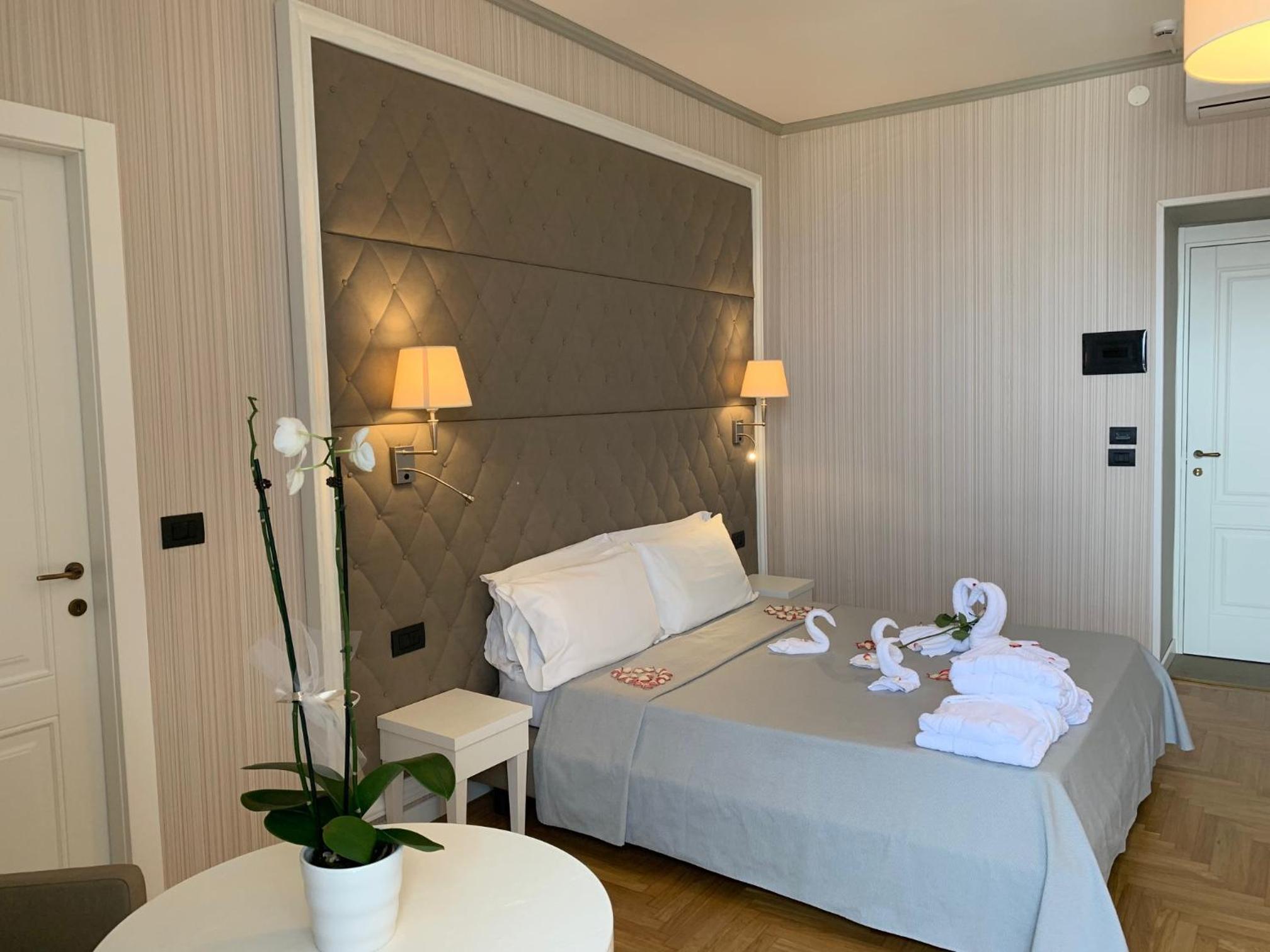 Double Room with Sea View photo 1