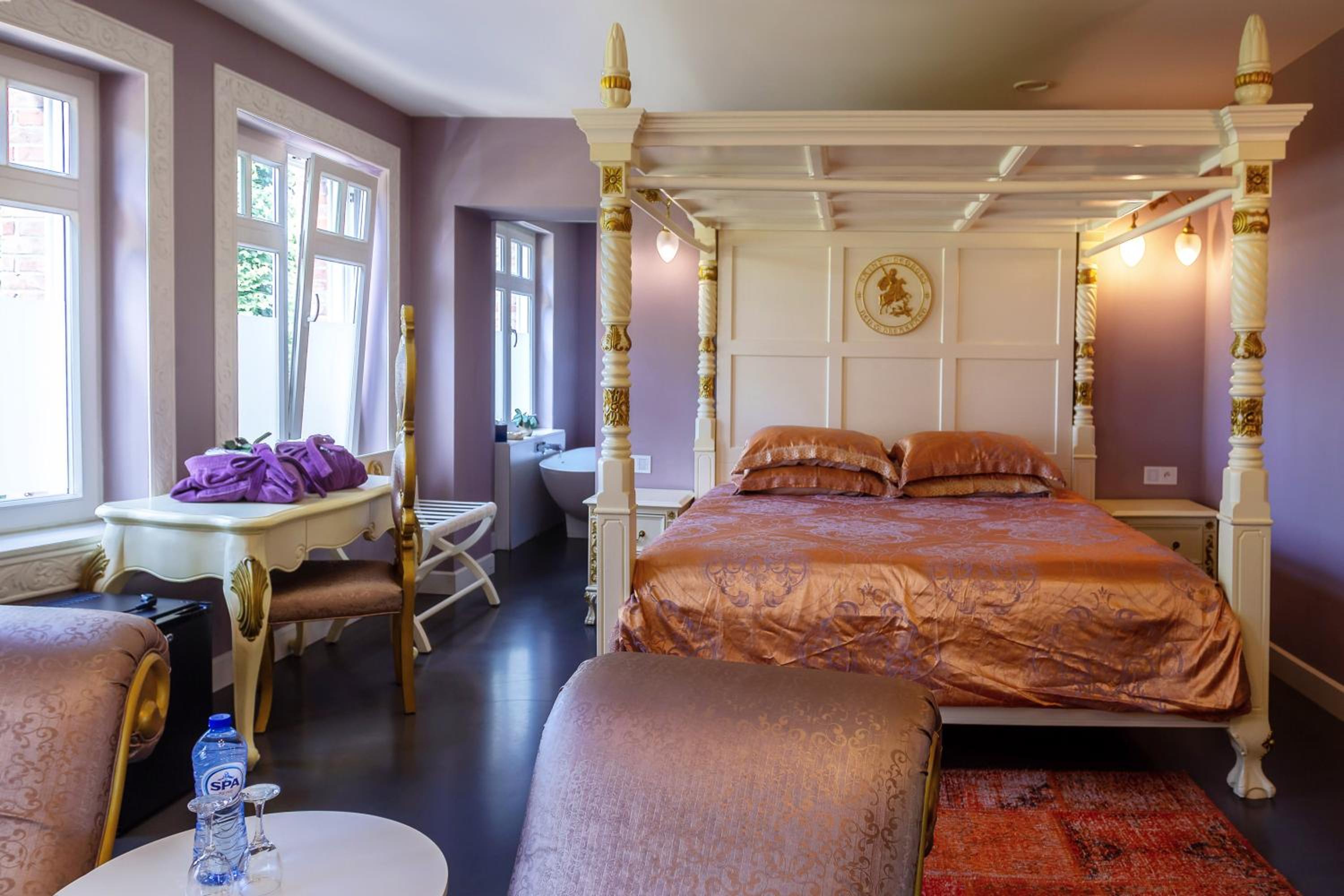 Deluxe Double Room with Bath