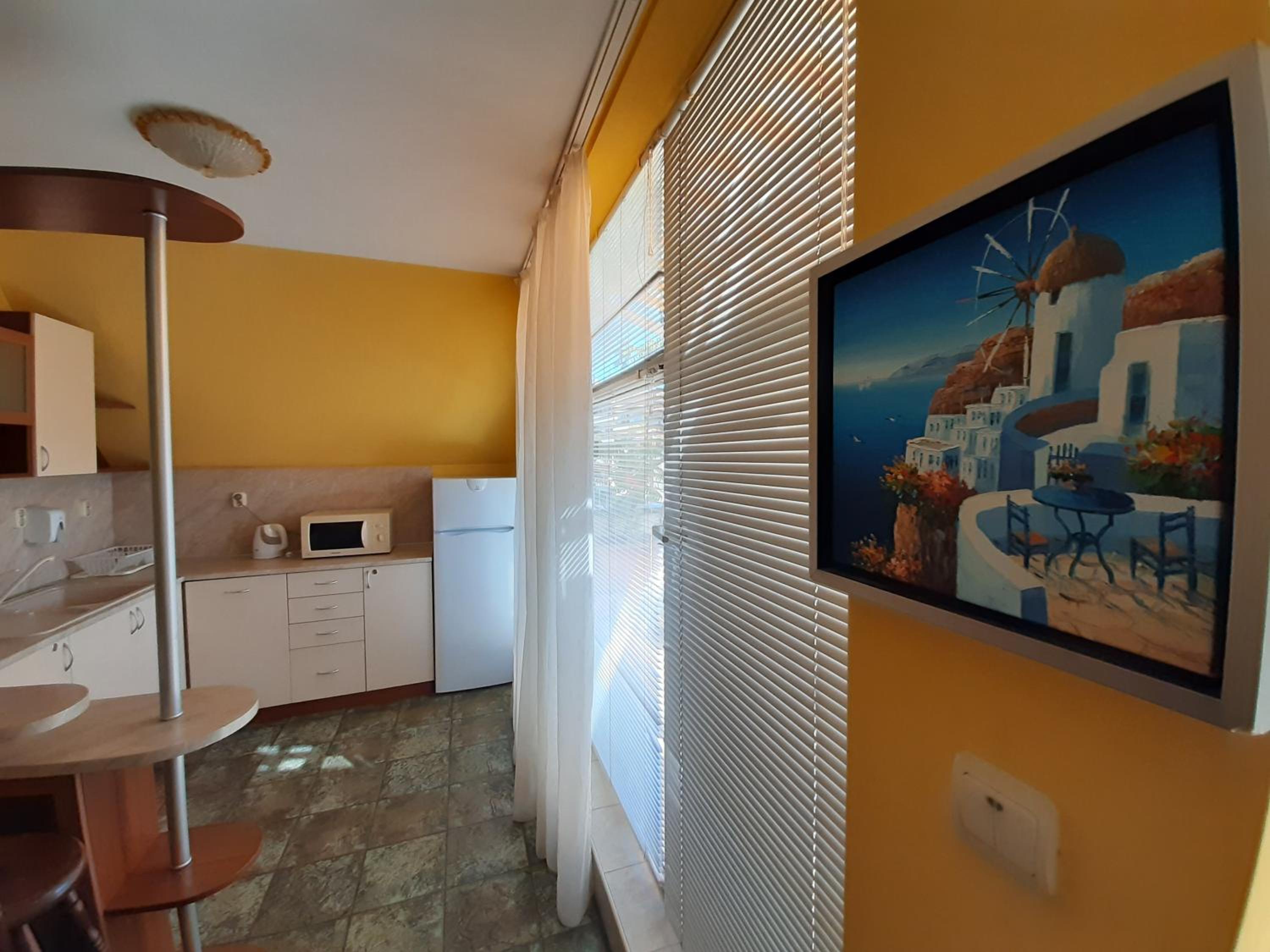Apartment with Terrace photo 3