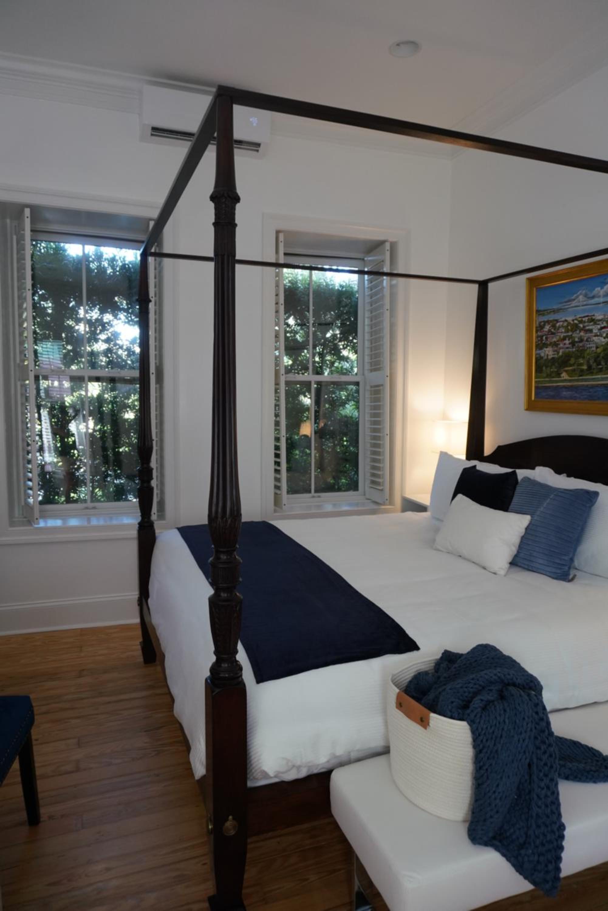 Battery Carriage House - Classic photo 2