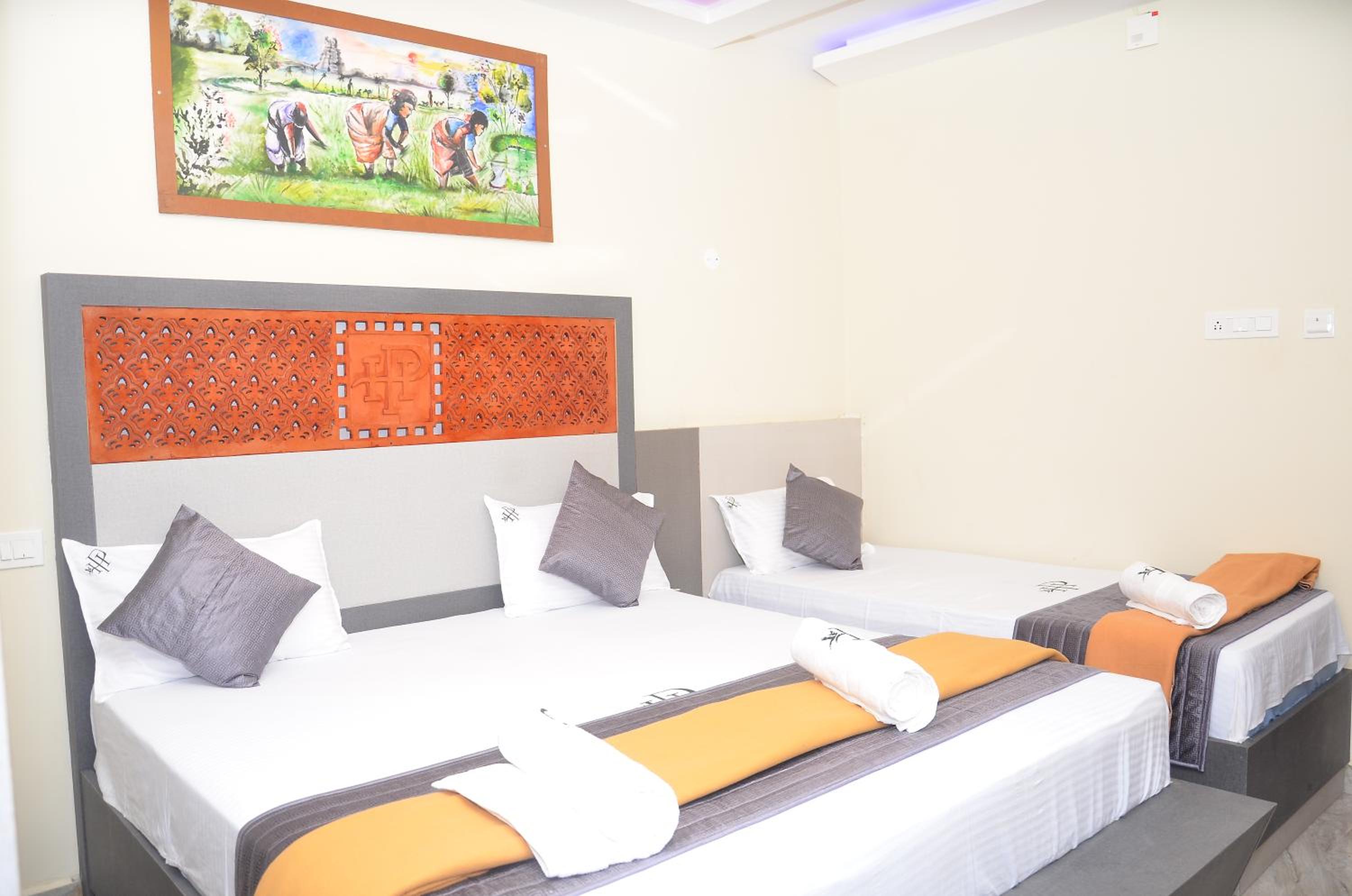 Deluxe Triple Room - Photo 7
