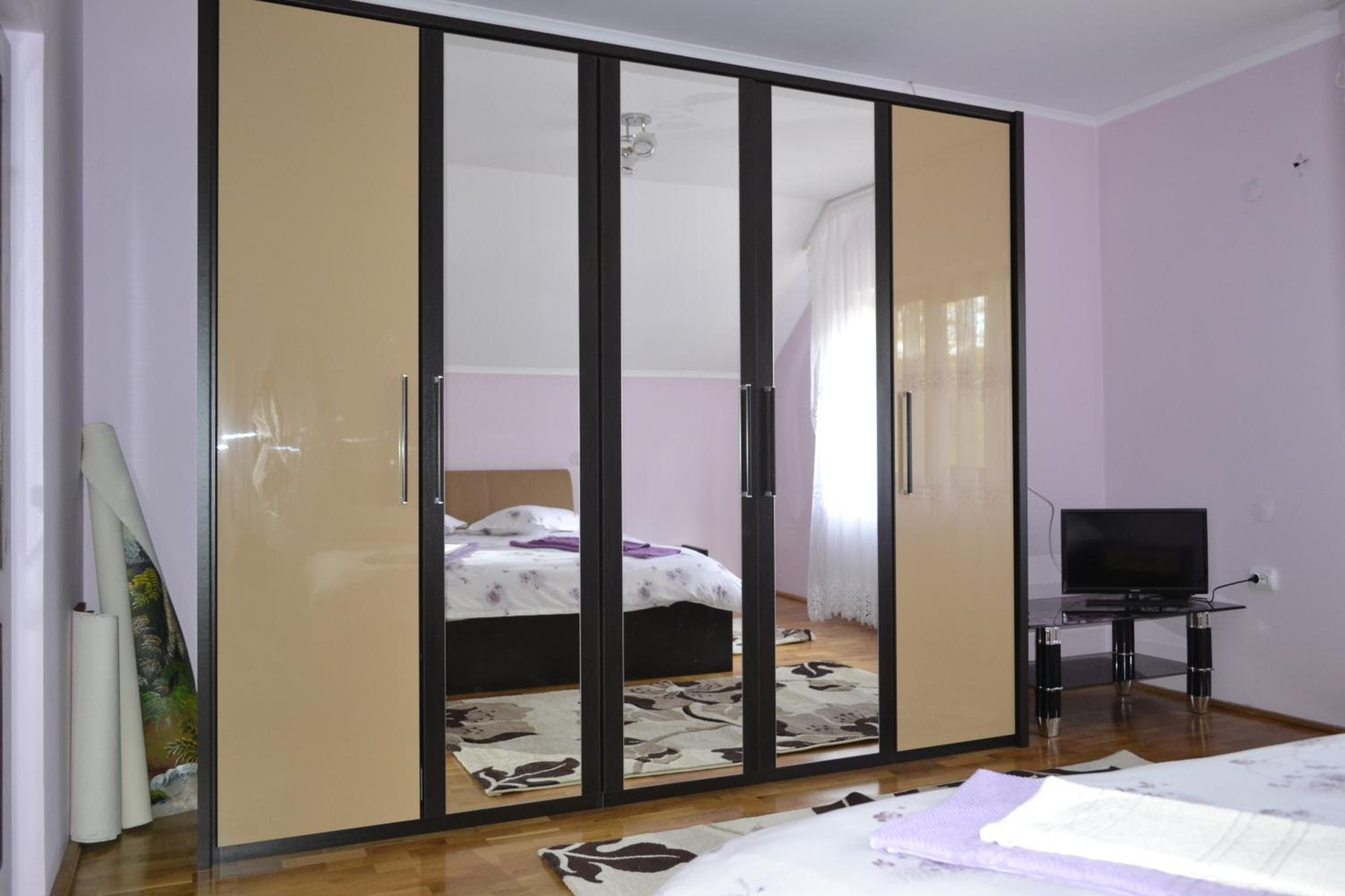 Budget Double Room photo 2