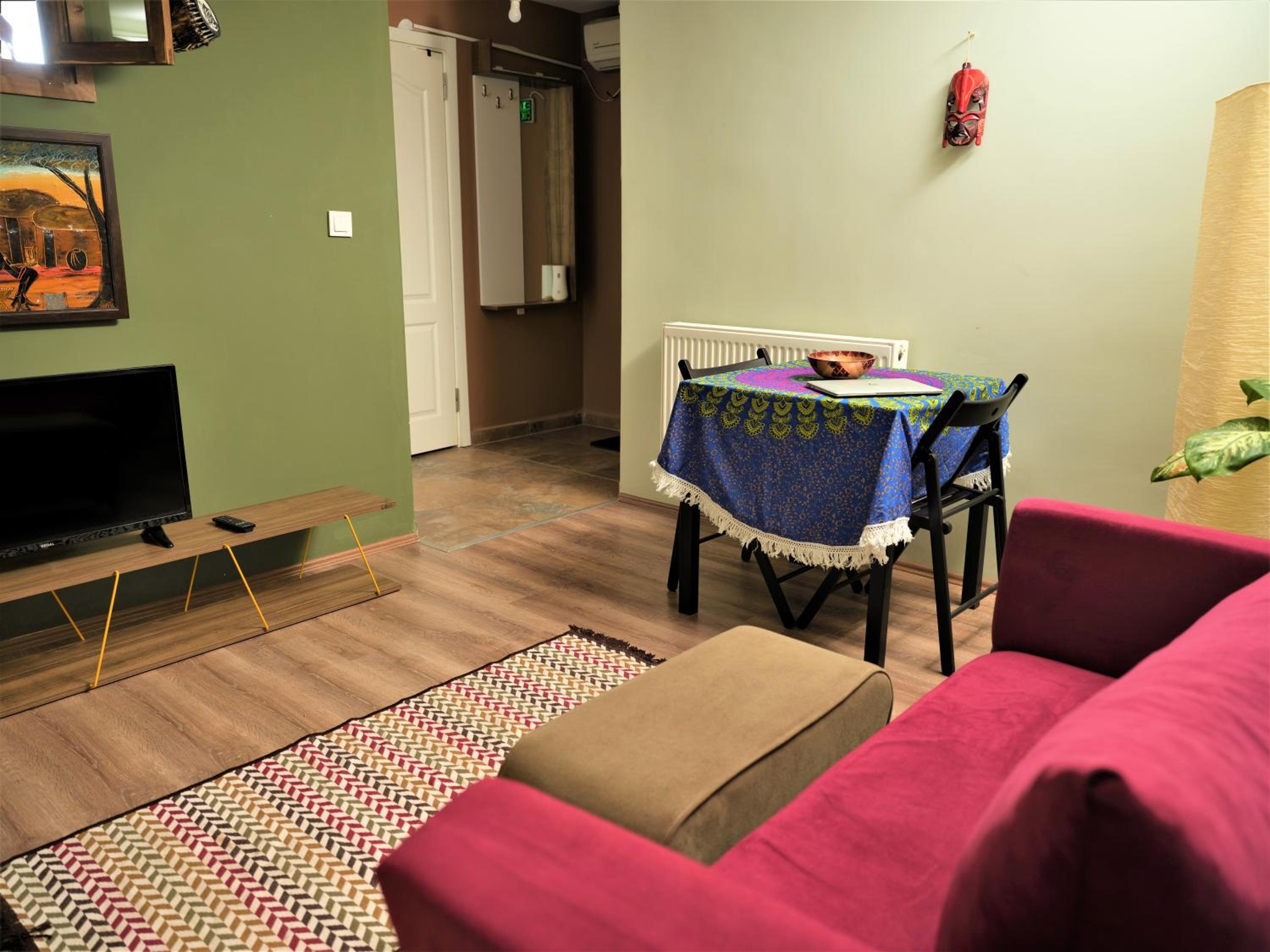 One-Bedroom Suite photo 1