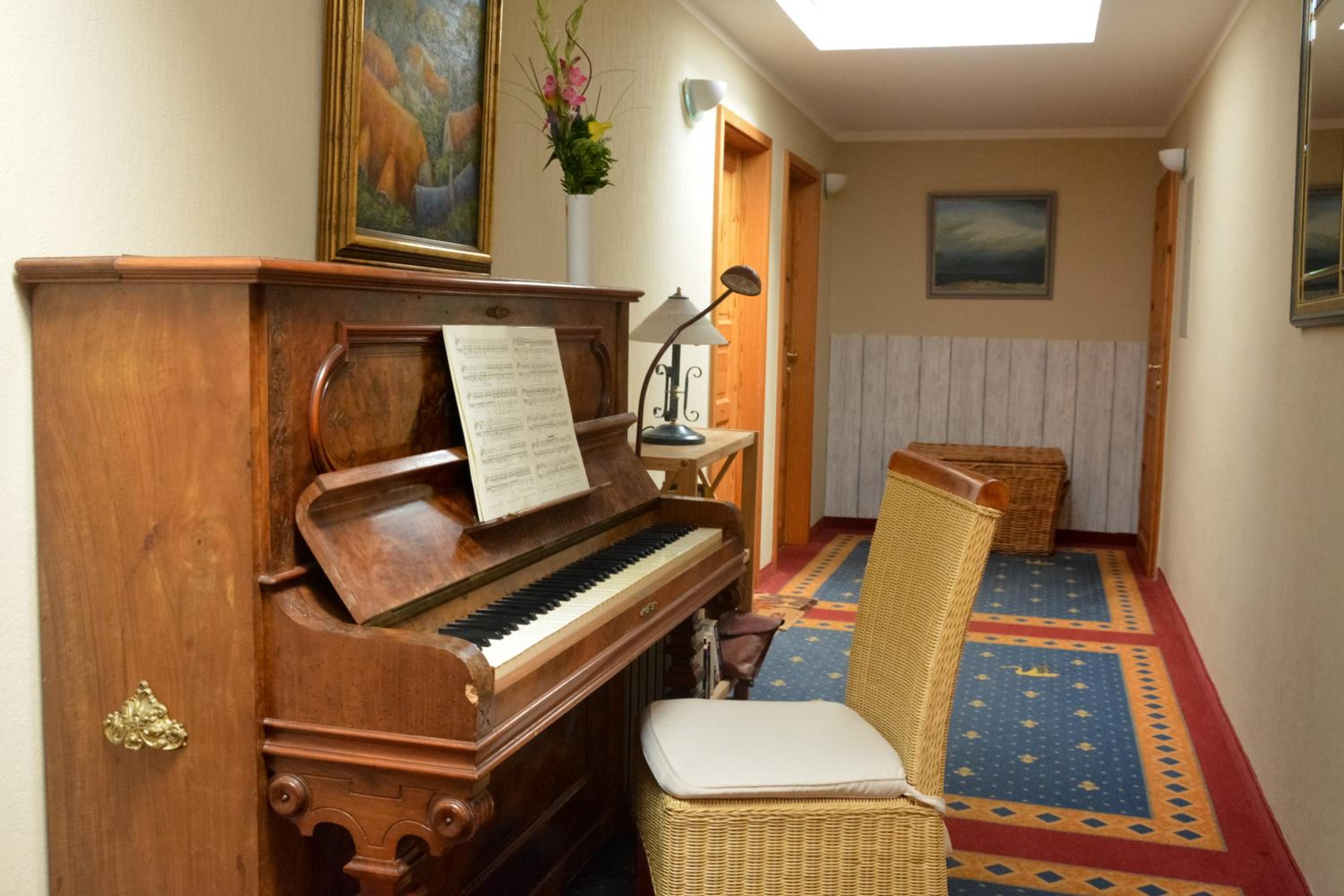 Small Suite photo 2