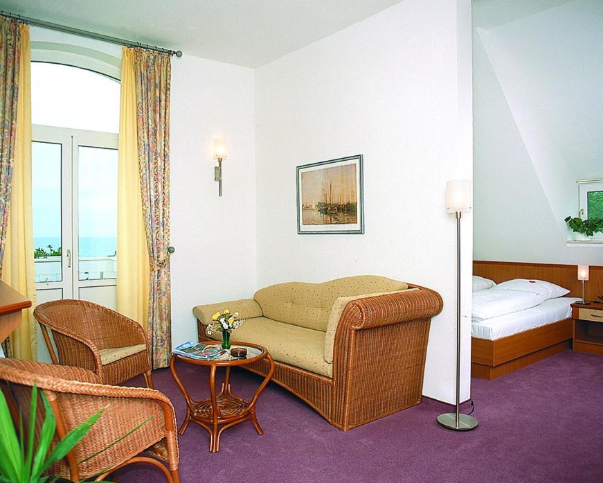 Junior Suite with Sea View photo 1