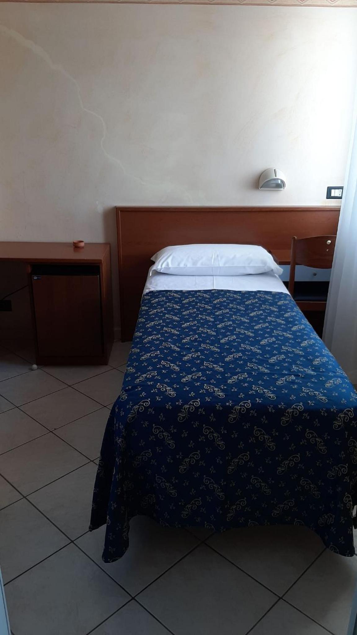 Budget Single Room