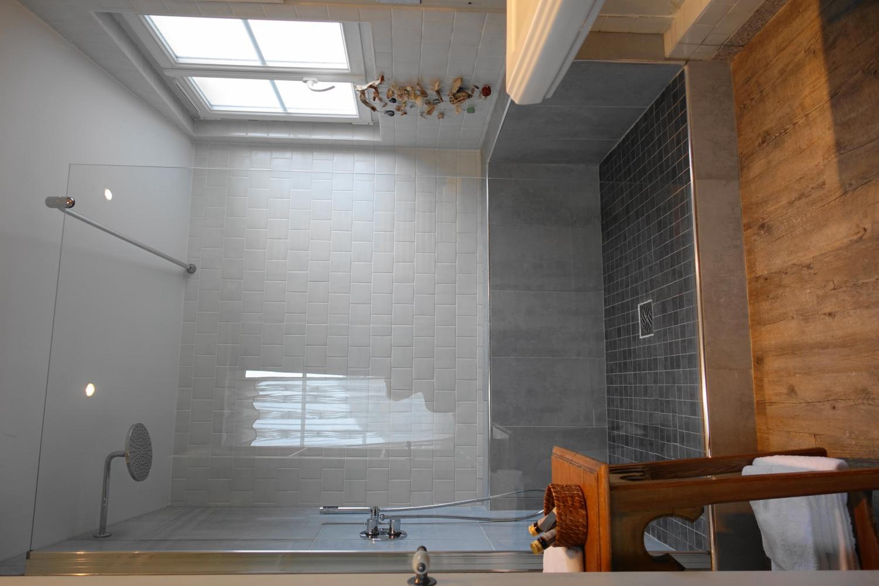 Prestige Double Room with Shower