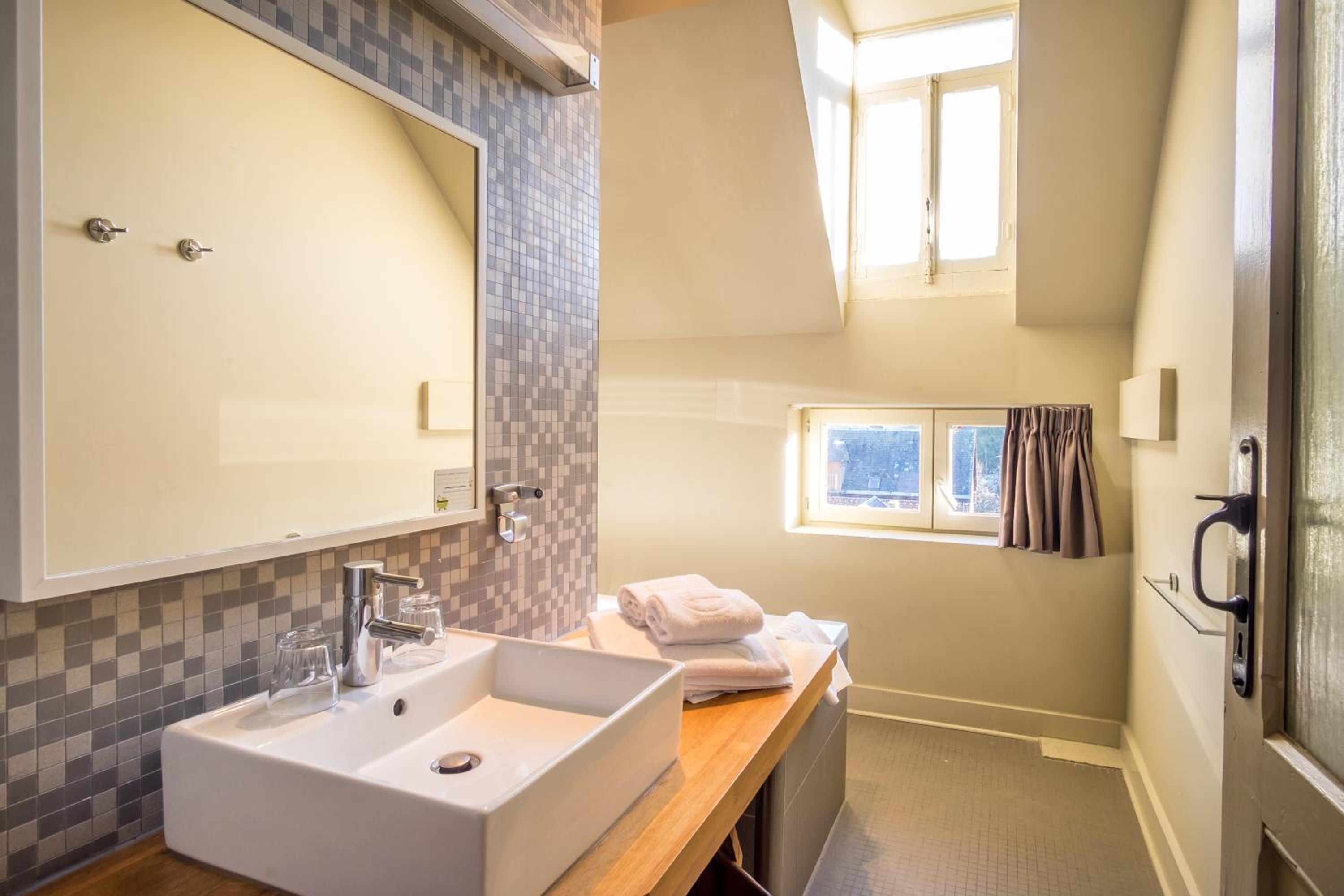 Comfort Double or Twin Room - Photo 1