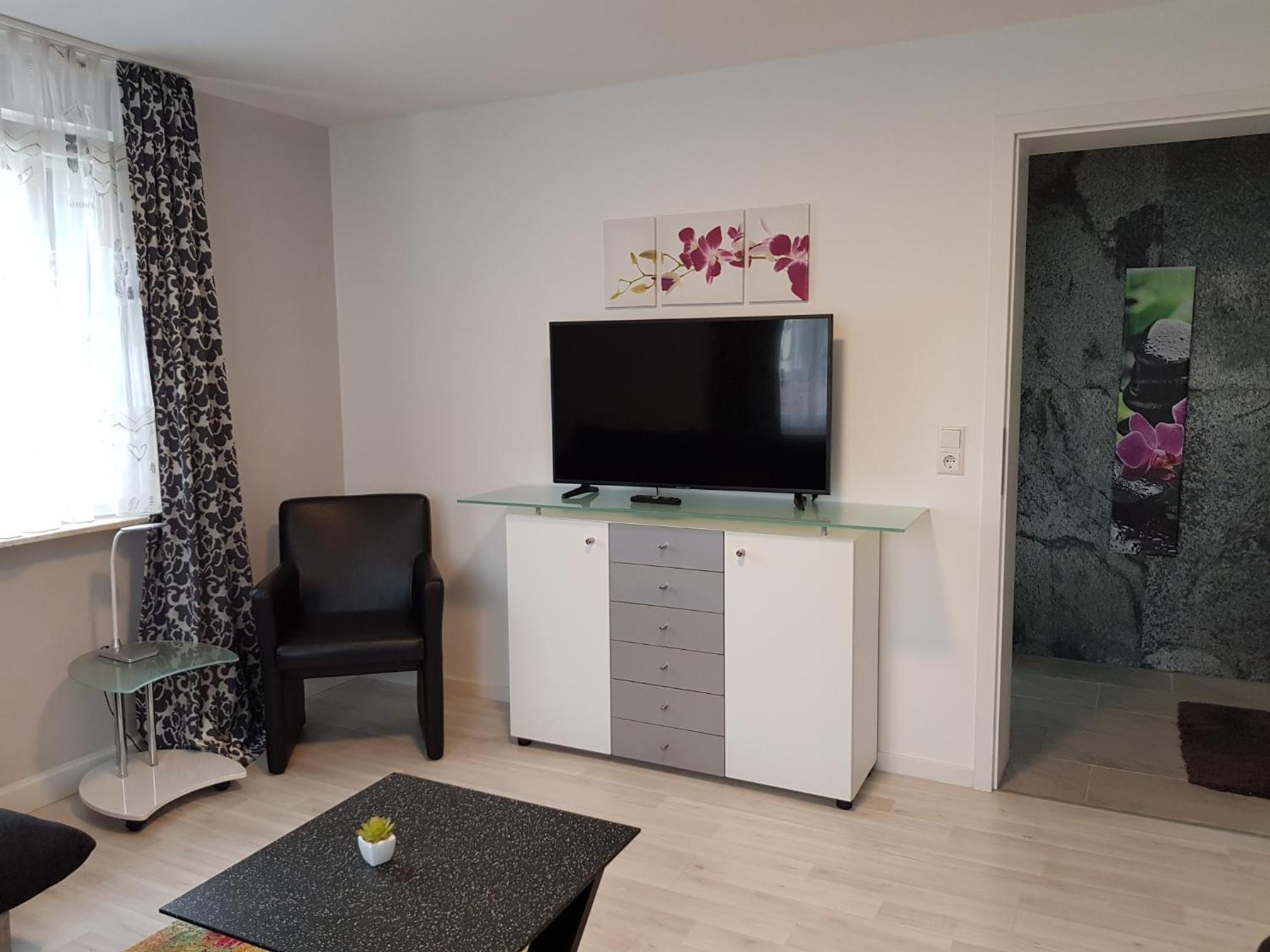 Apartment With Two Rooms photo 2