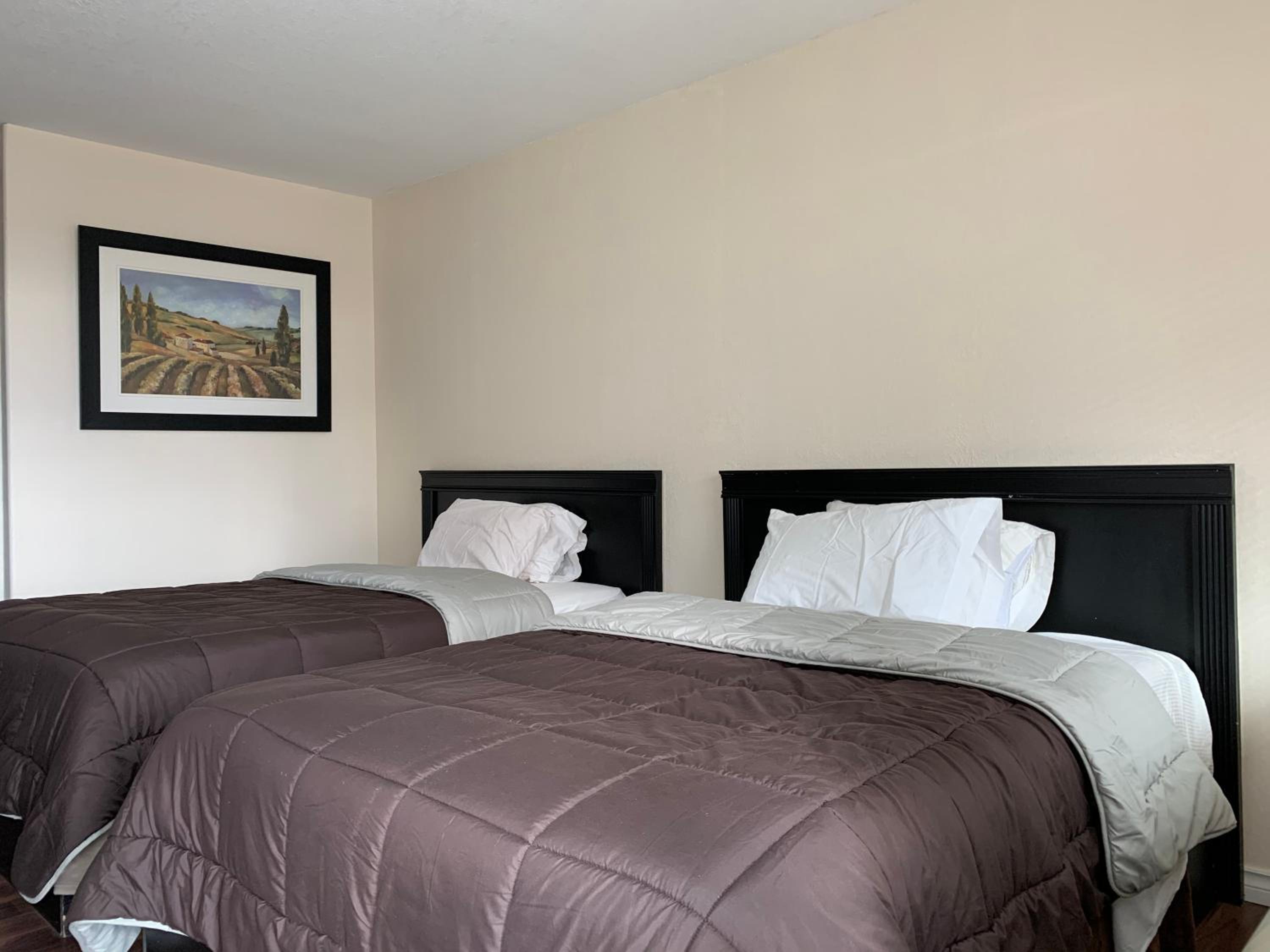 Budget Double Room photo 1