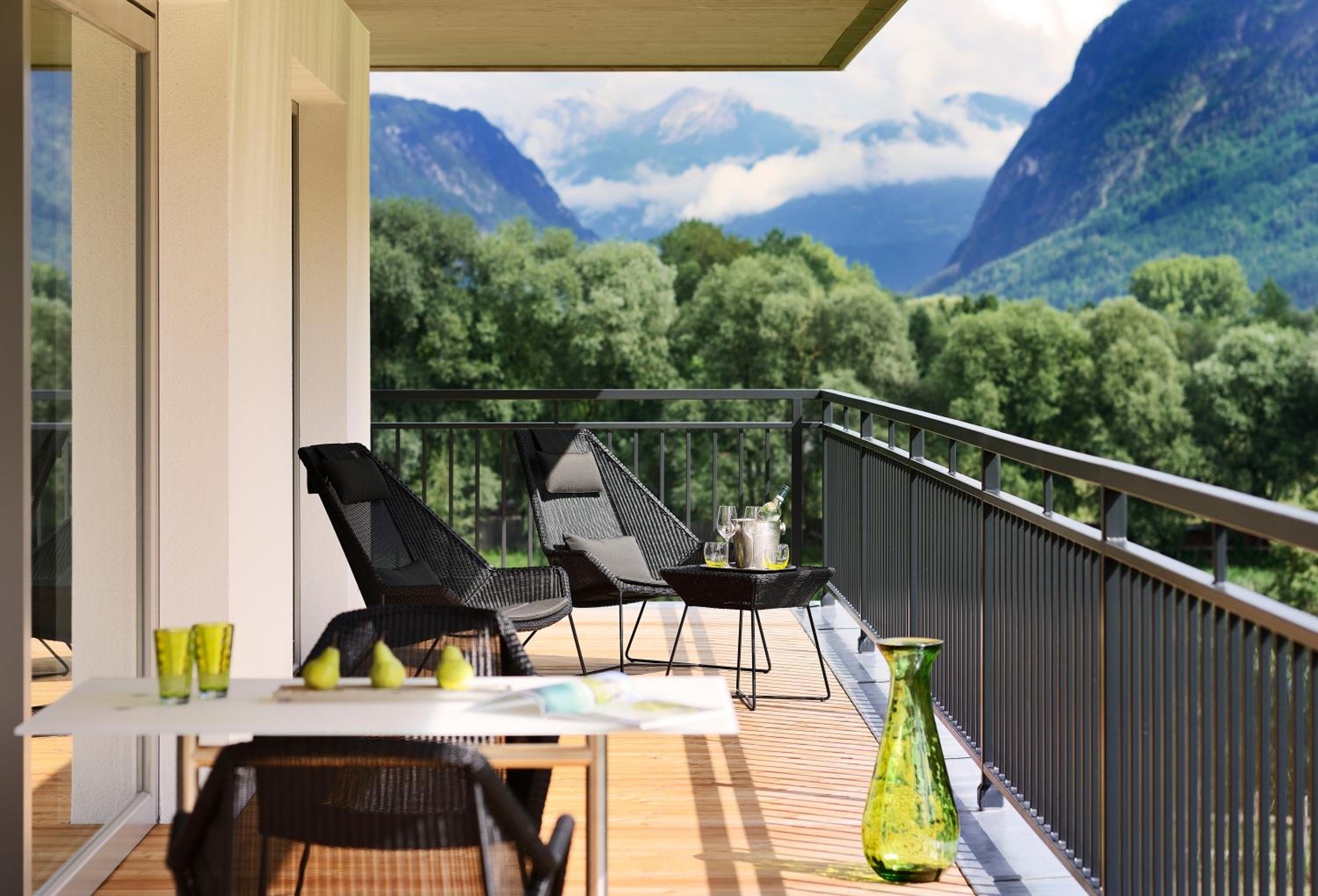 Wellness Suite with Balcony photo 2