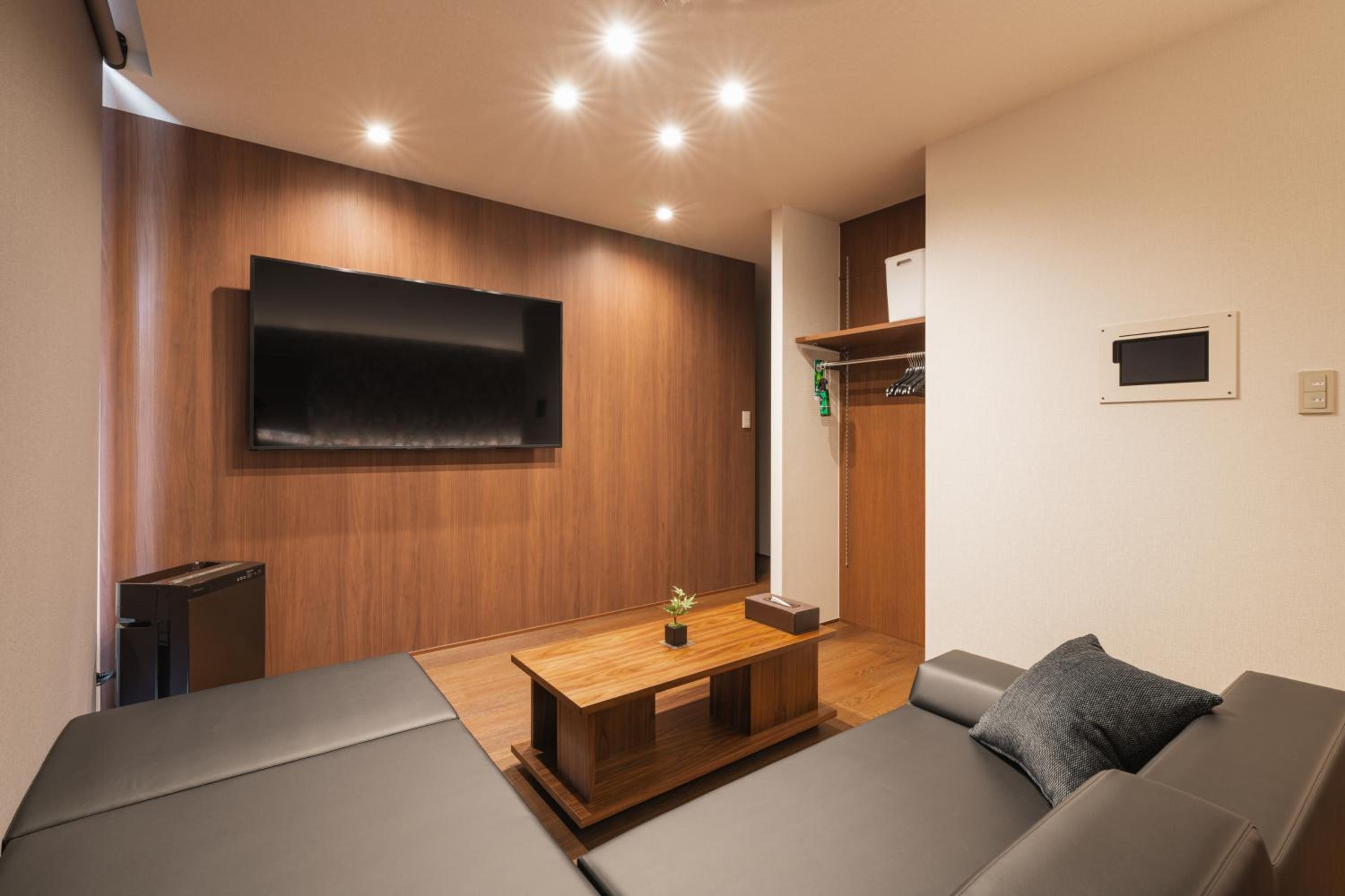 Deluxe Triple Room - Photo 15