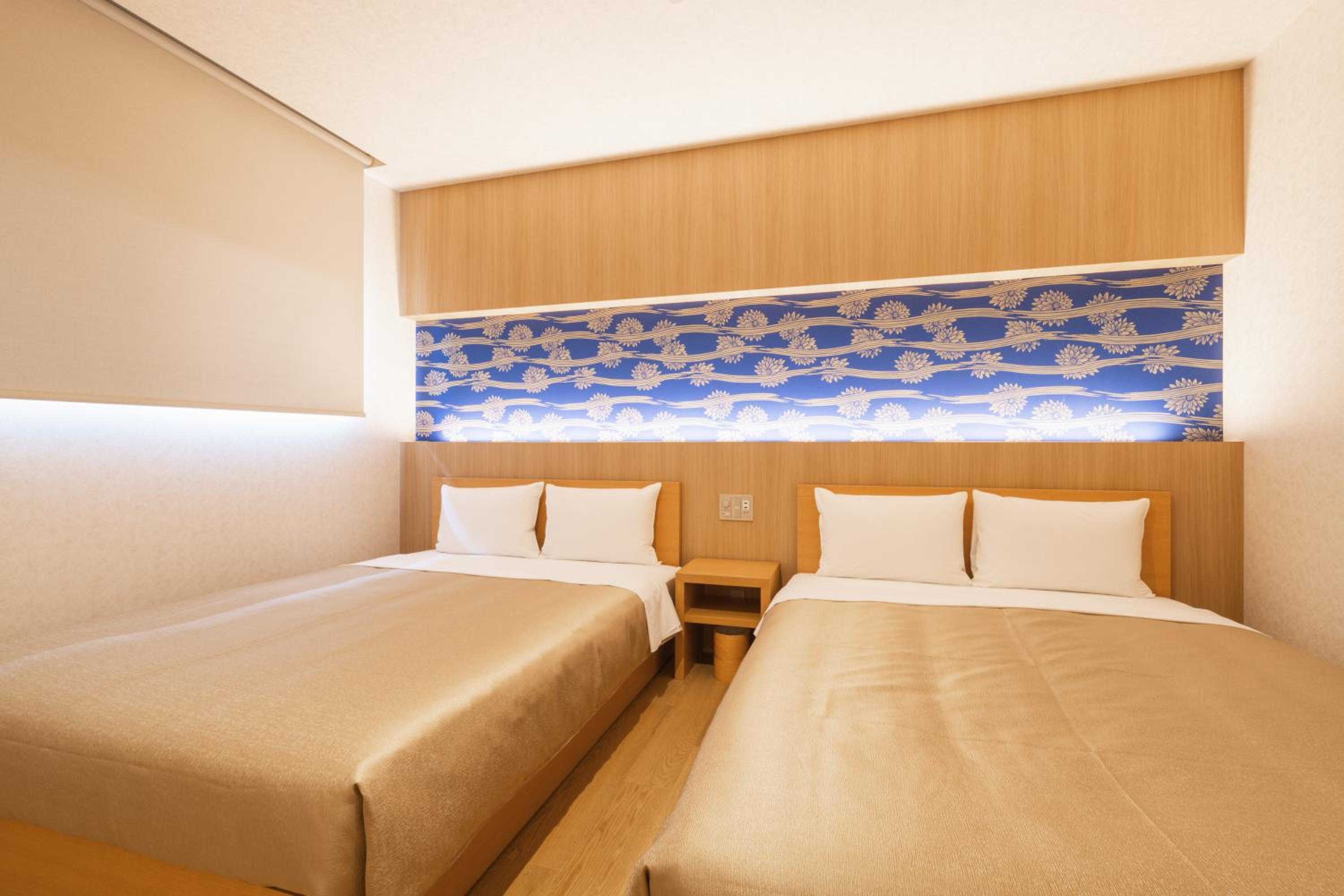 Executive Suite - Photo 26