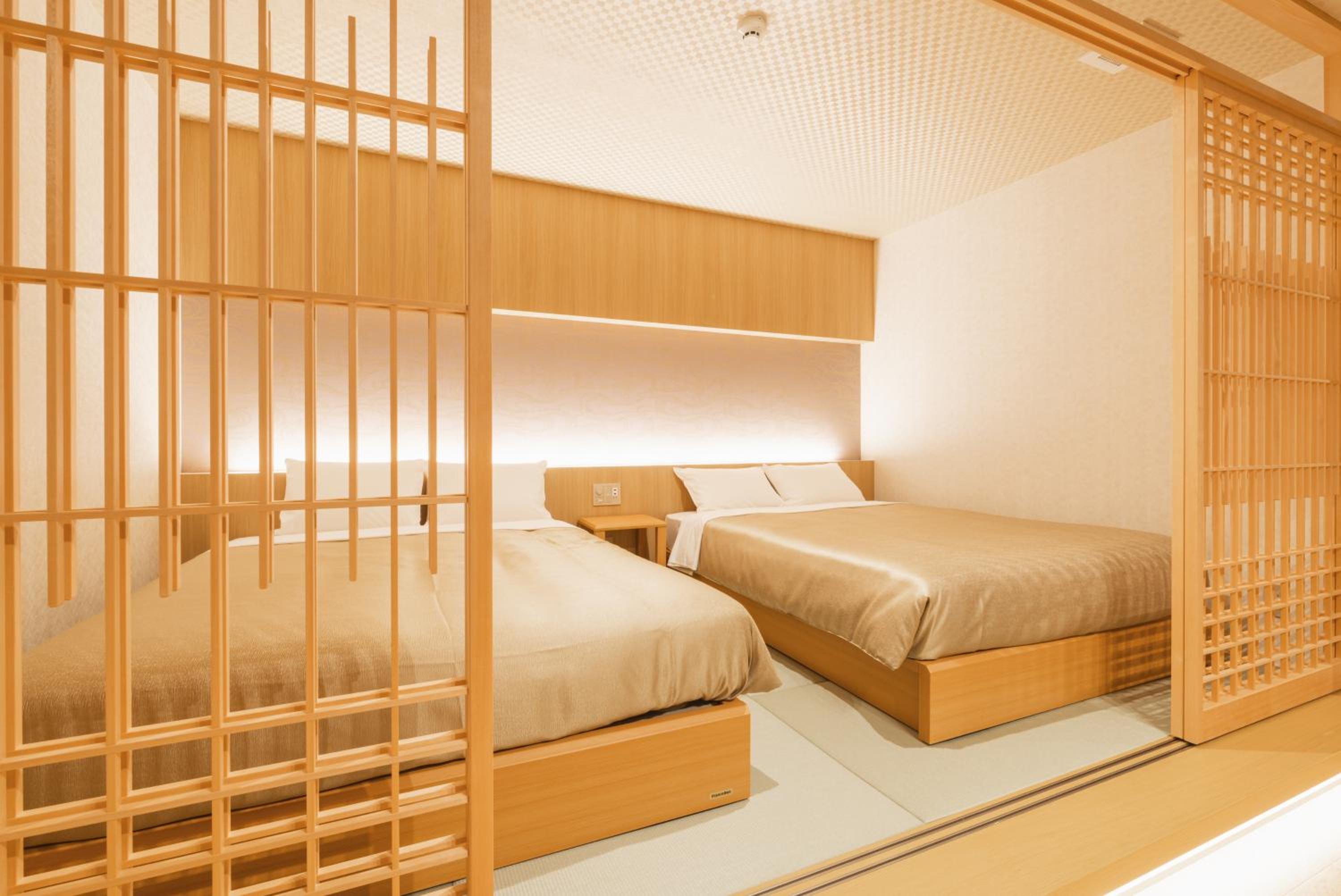 Executive Suite - Photo 25