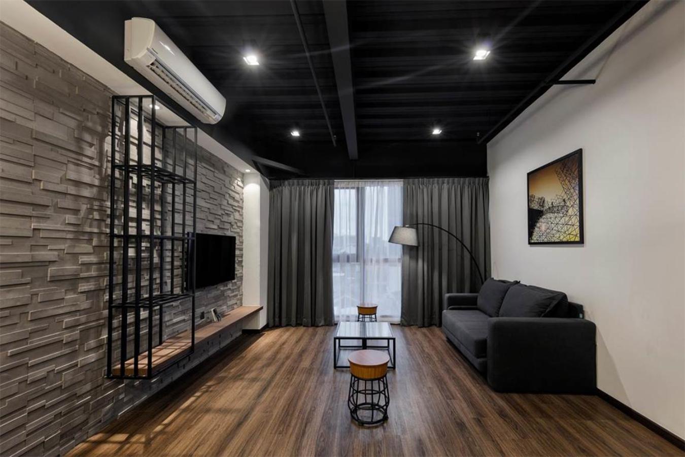 The Classic Suite