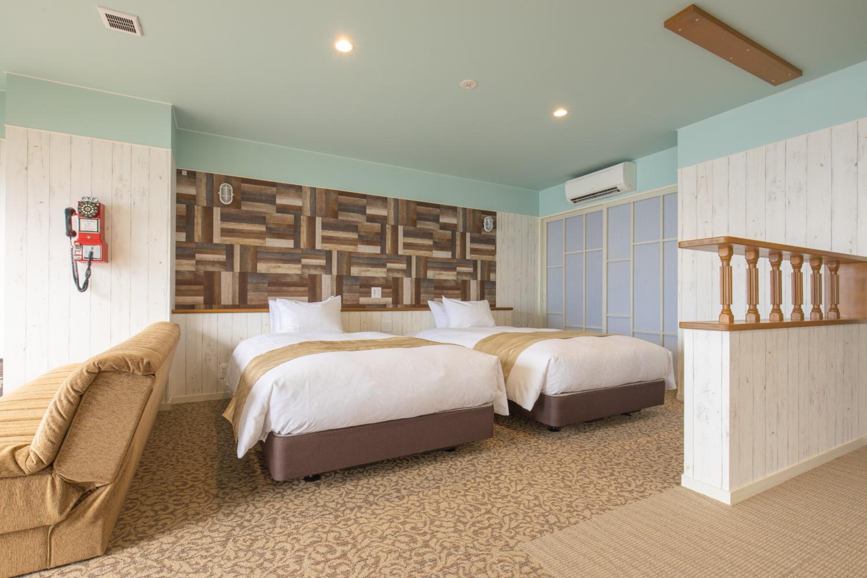 Superior Twin Room photo 3