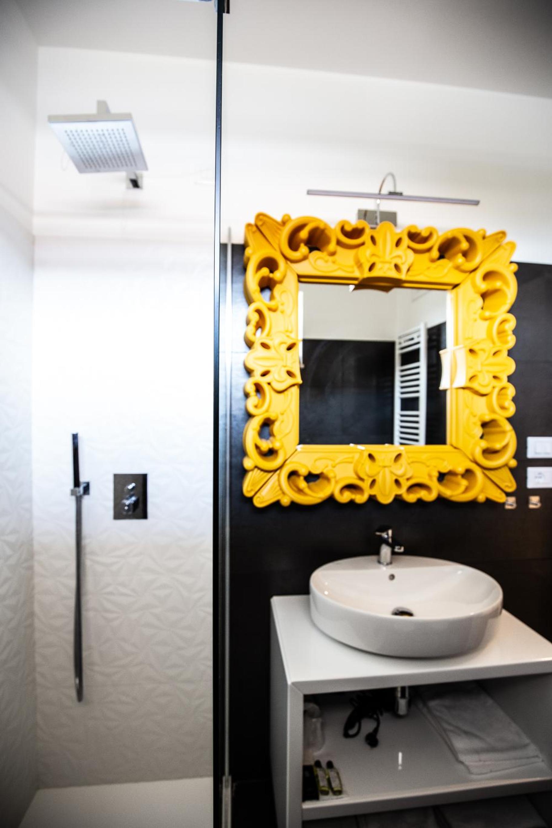 Superior Triple Room - Photo 7