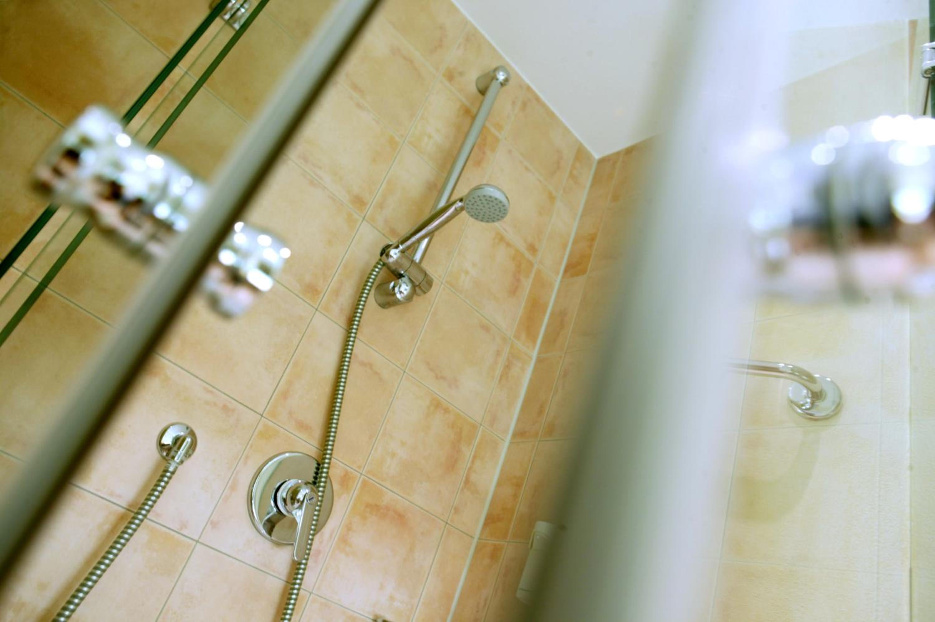 Double Room Alb (Street side) - Photo 9