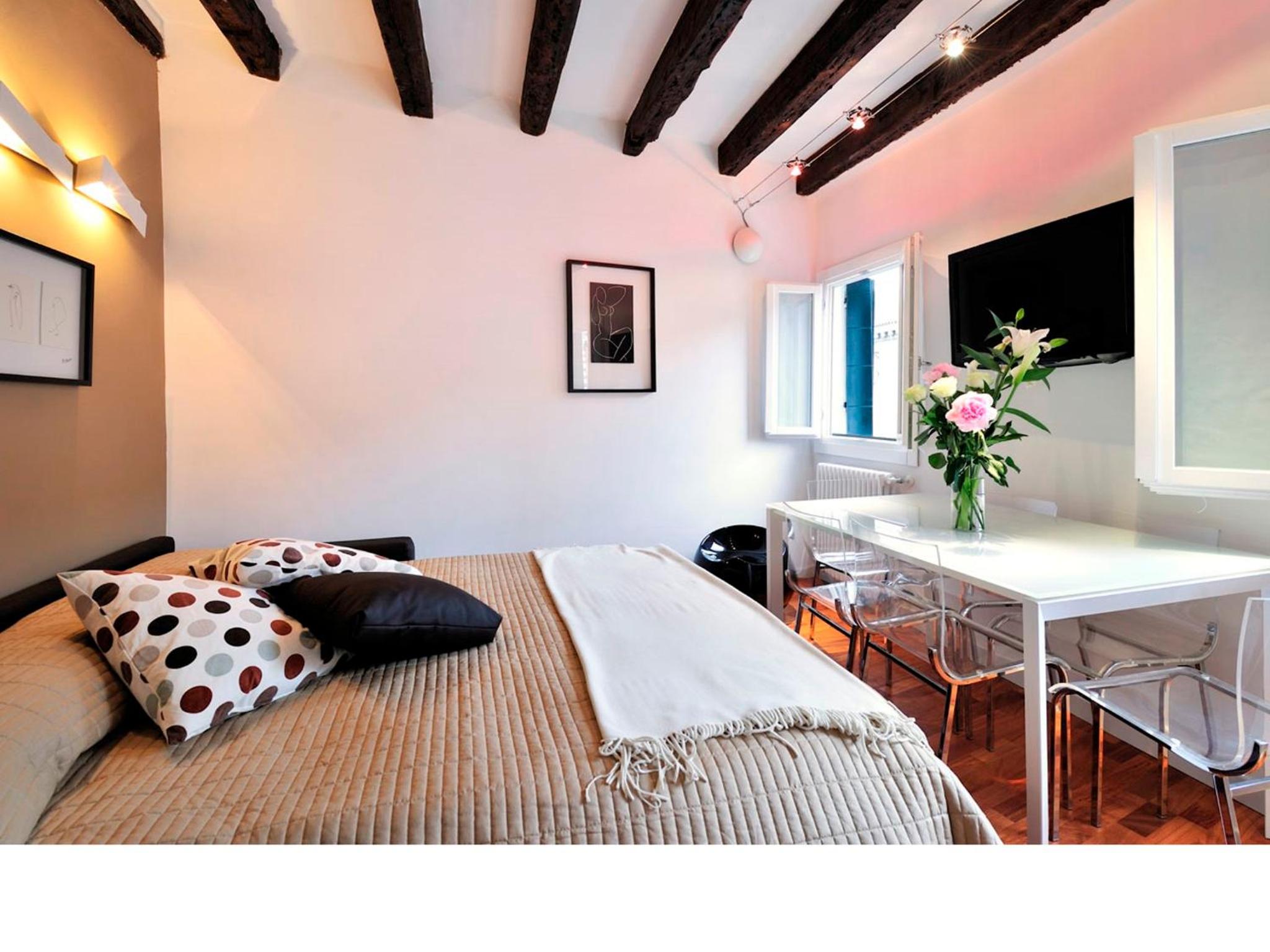 Apartment with Sea View photo 2