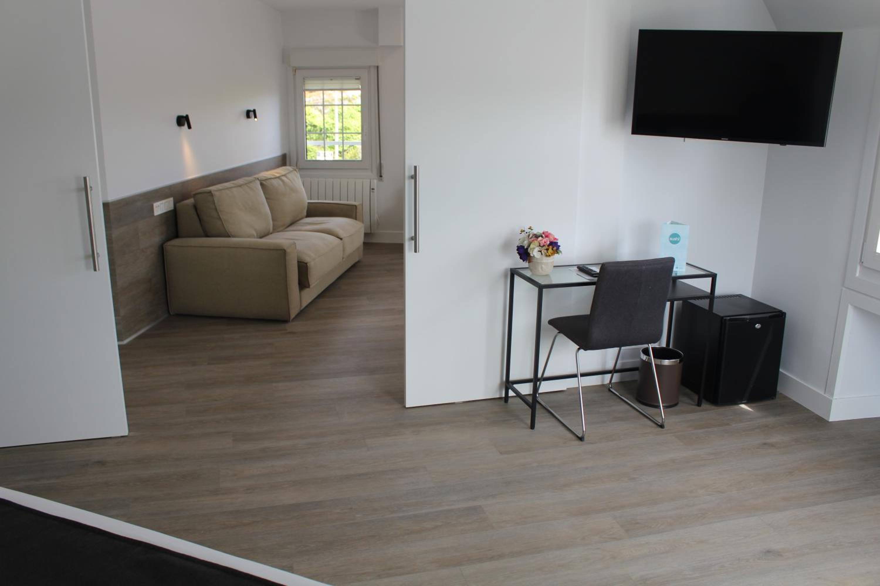 Premium Quadruple Room - Photo 3