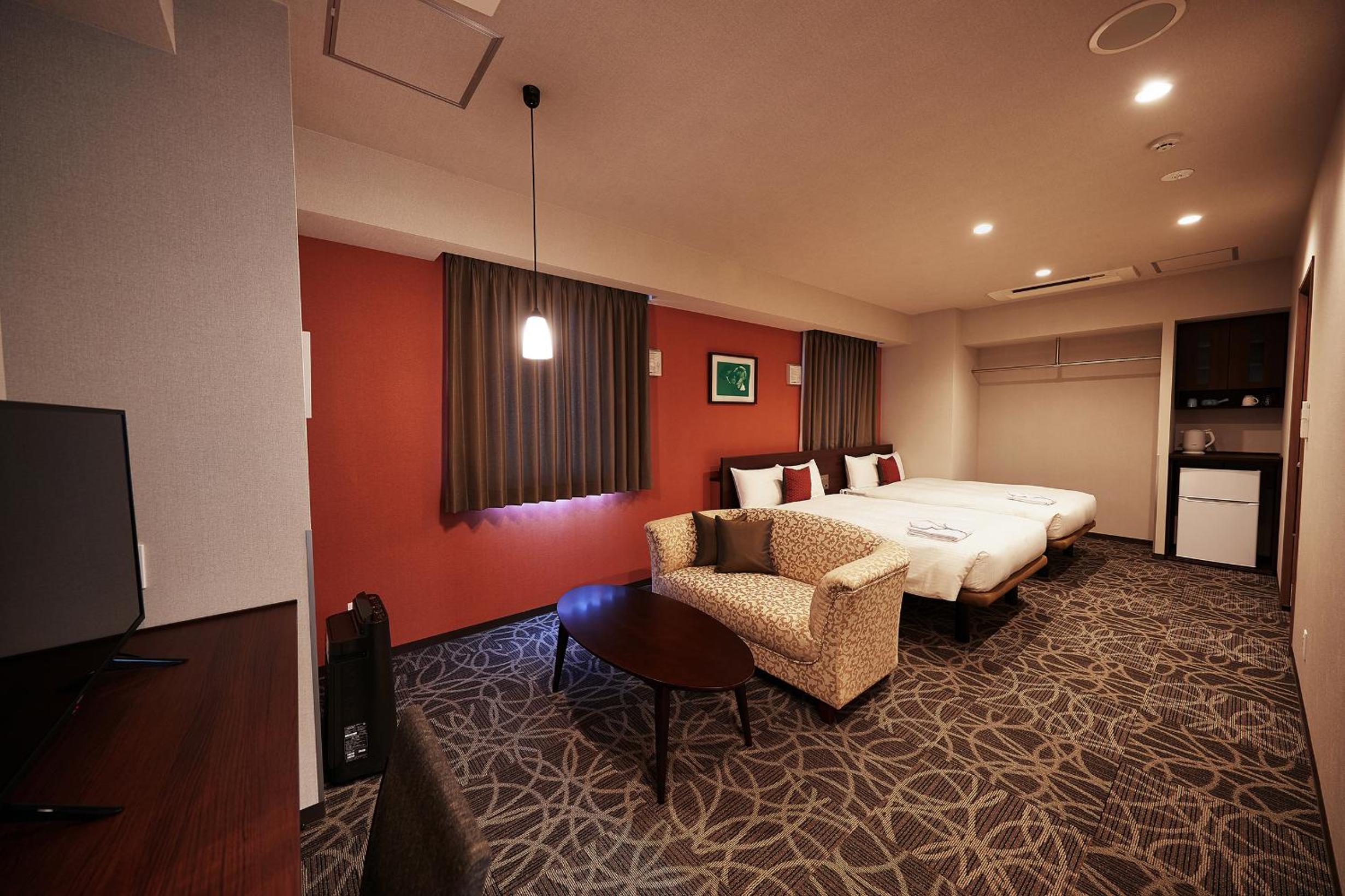 Twin Room - Disability Access - Non-Smoking photo 1