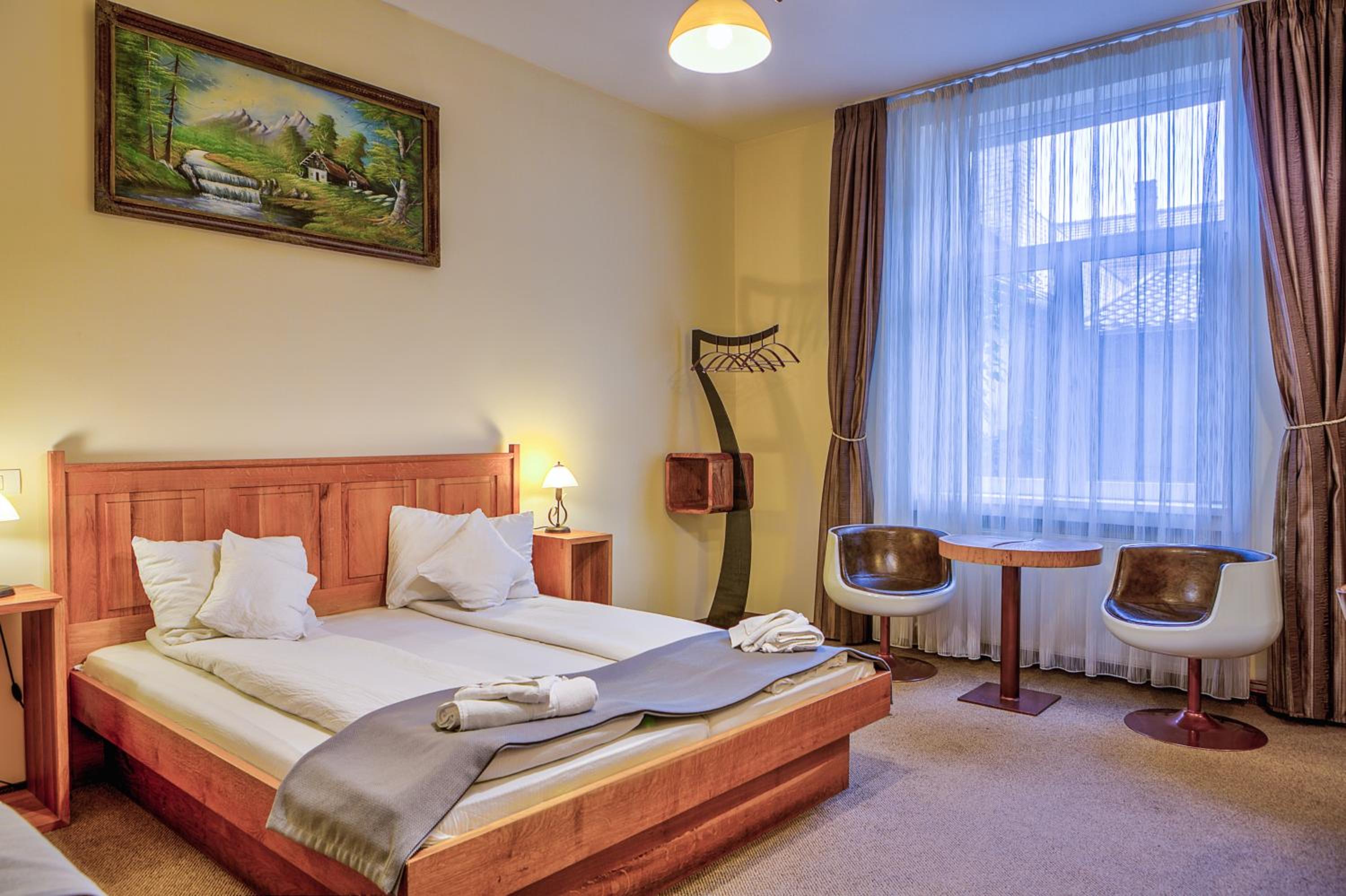 Double or Twin Room - Photo 1
