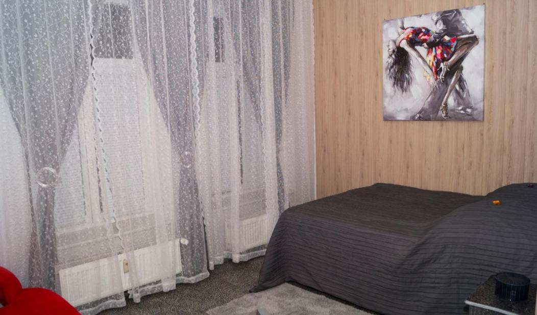Studio Apartment photo 3