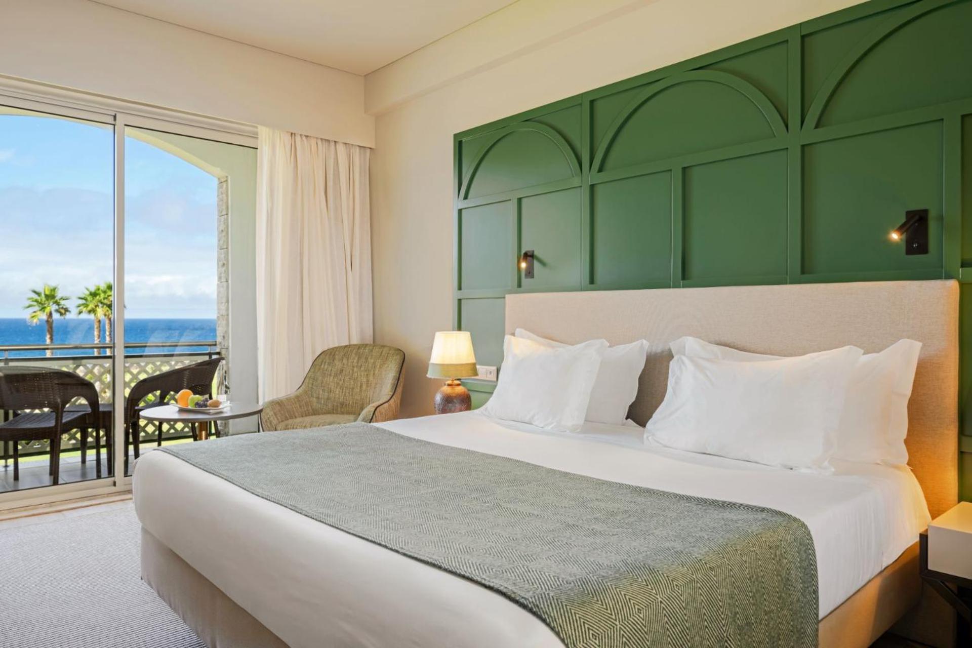 Superior Double or Twin Room with Ocean View - Photo 2