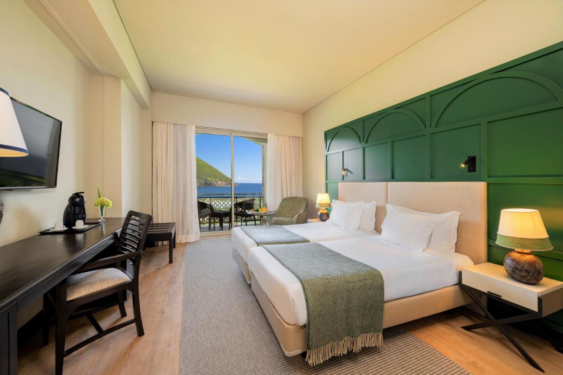 Superior Double or Twin Room with Ocean View - Photo 1