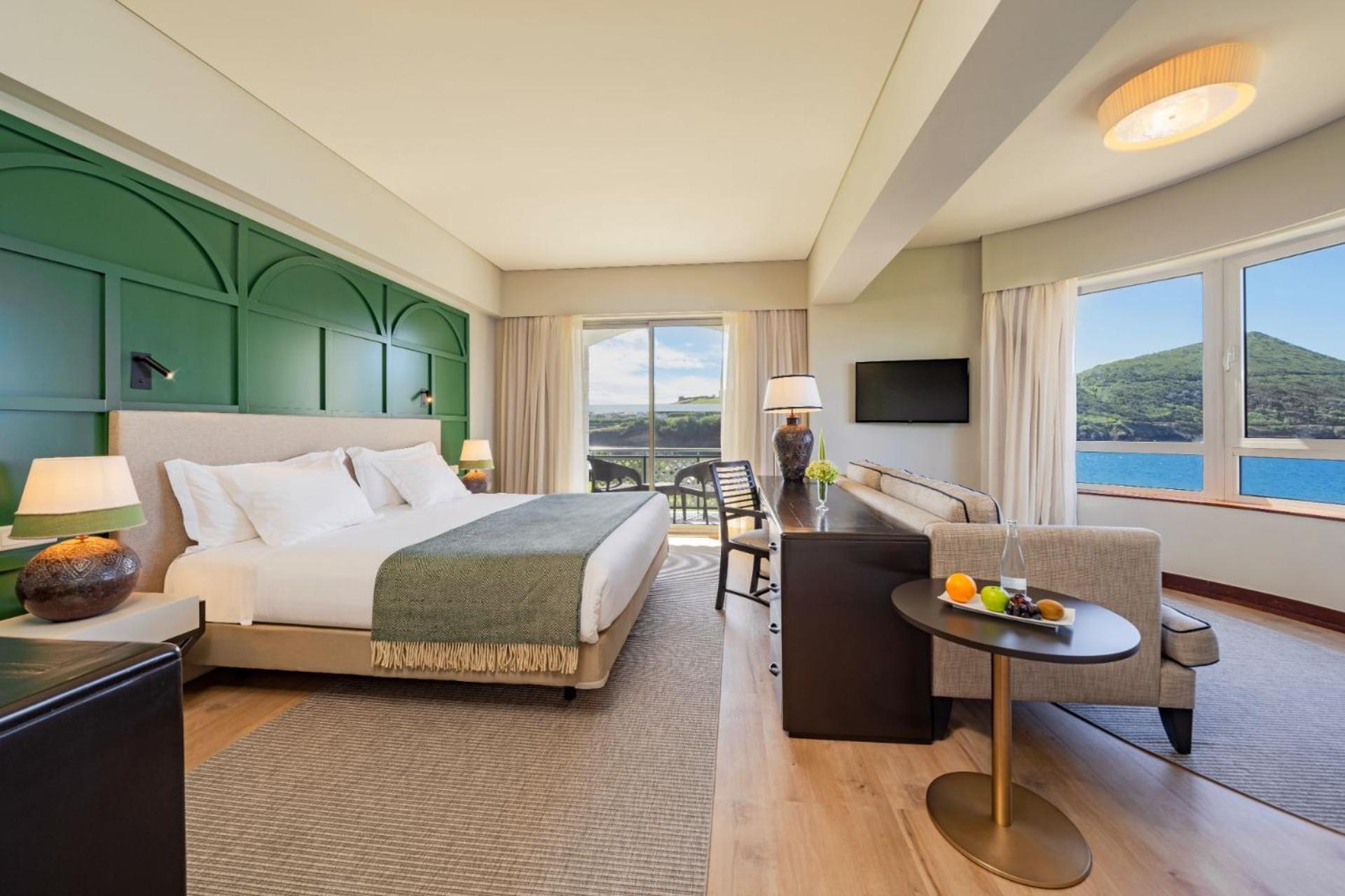Junior Suite with Ocean View - Photo 1