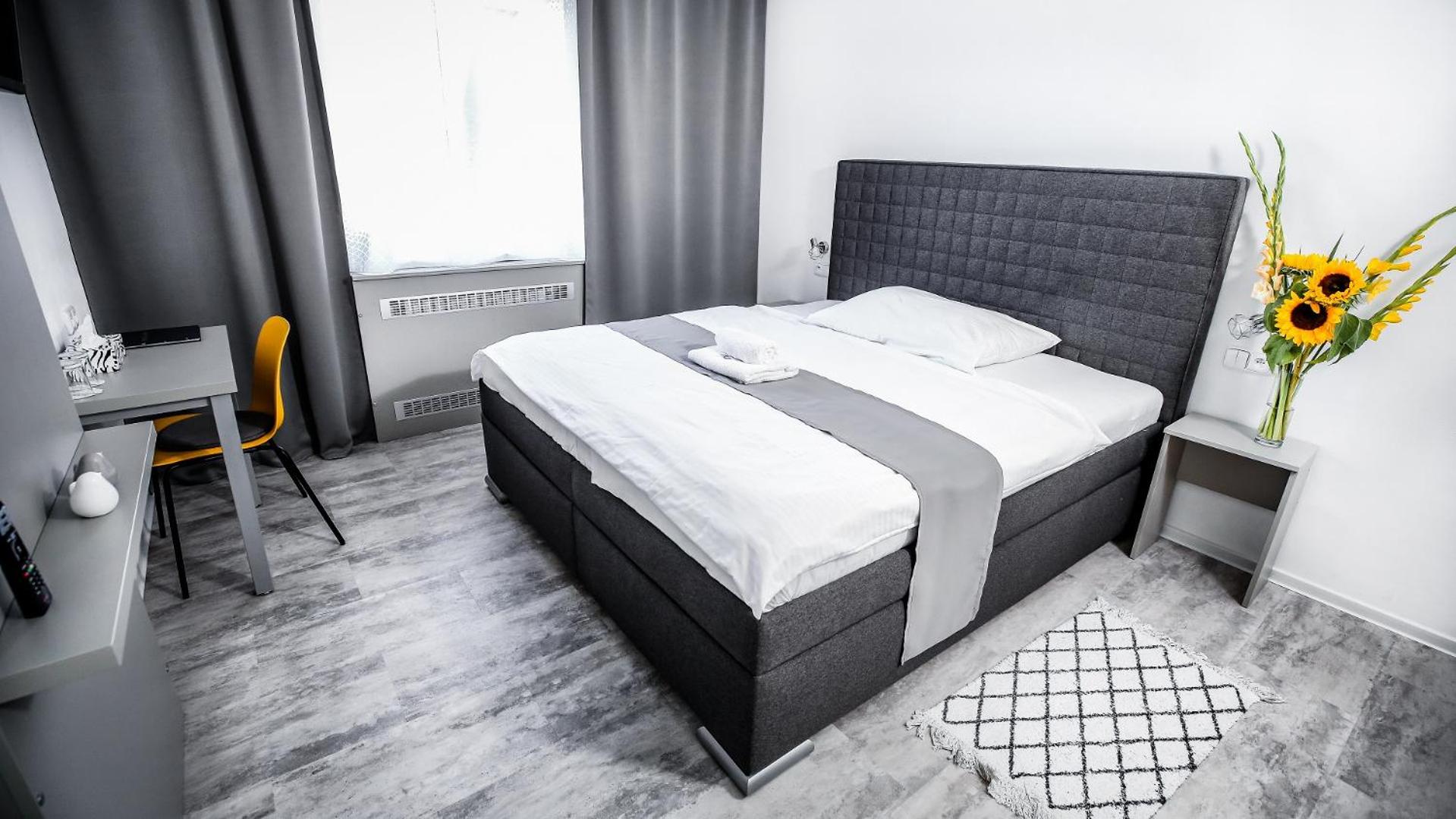 Business Double Room - Photo 2