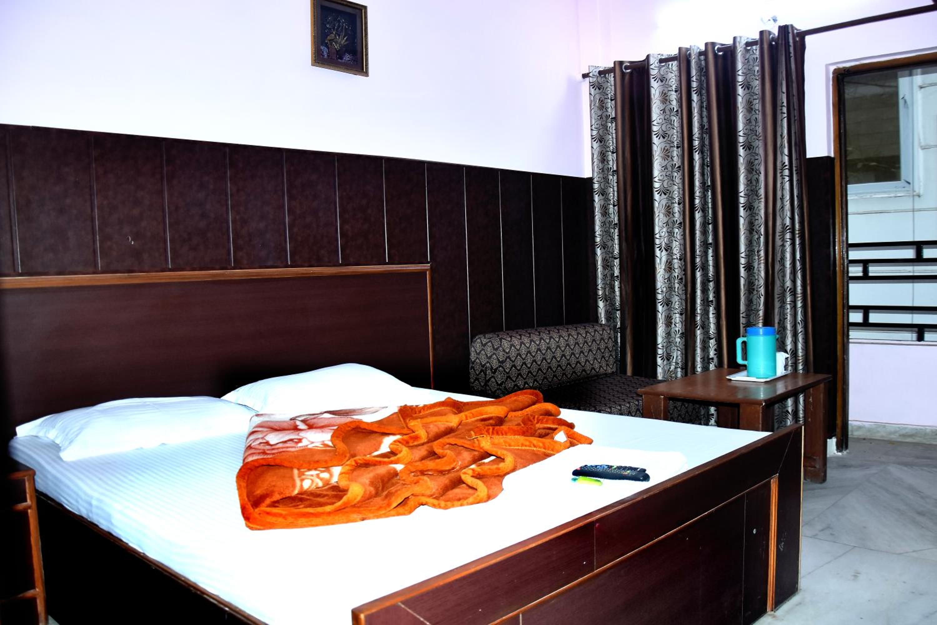 Deluxe Room - Photo 1