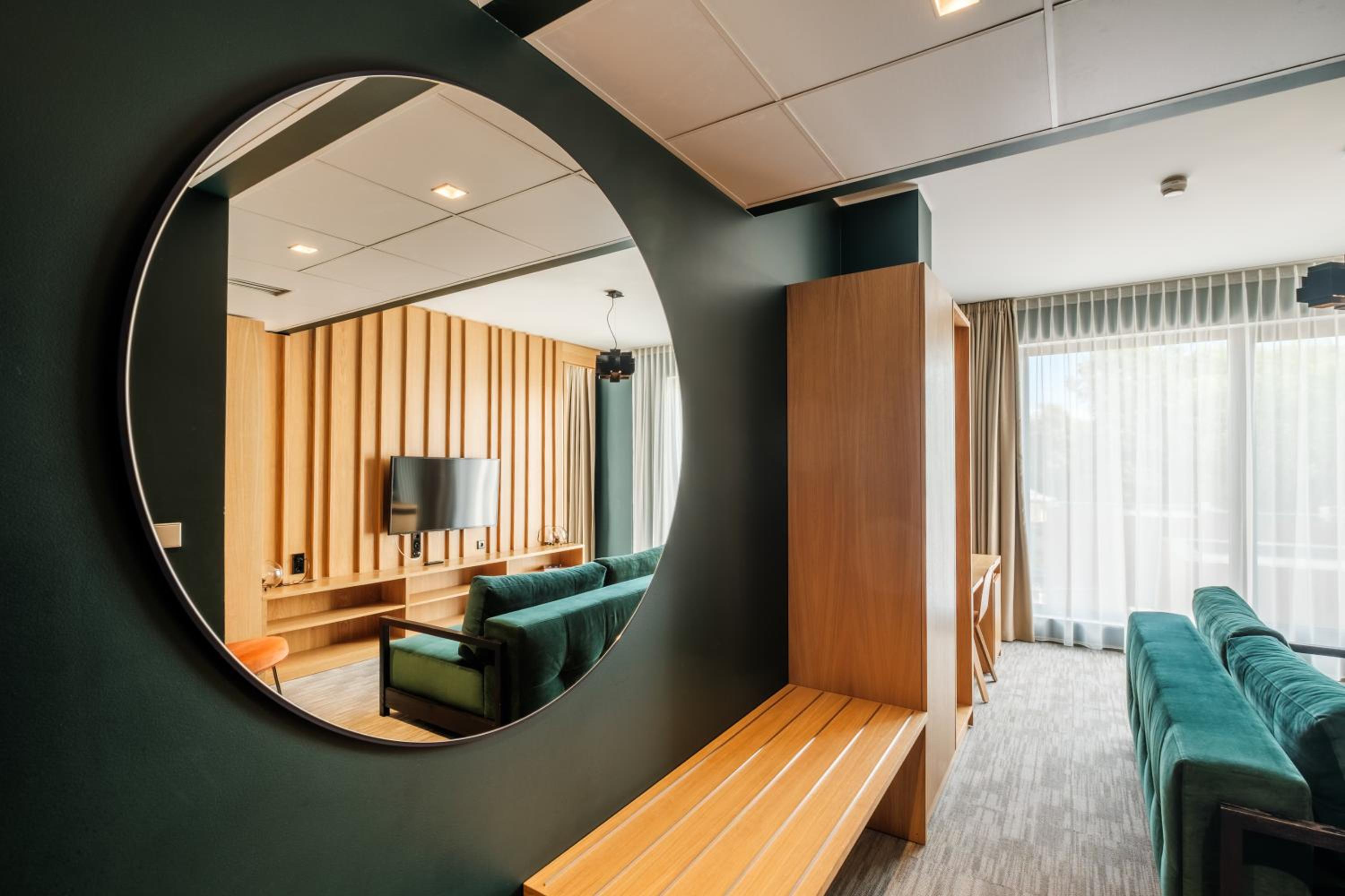 Deluxe Suite - Photo 4