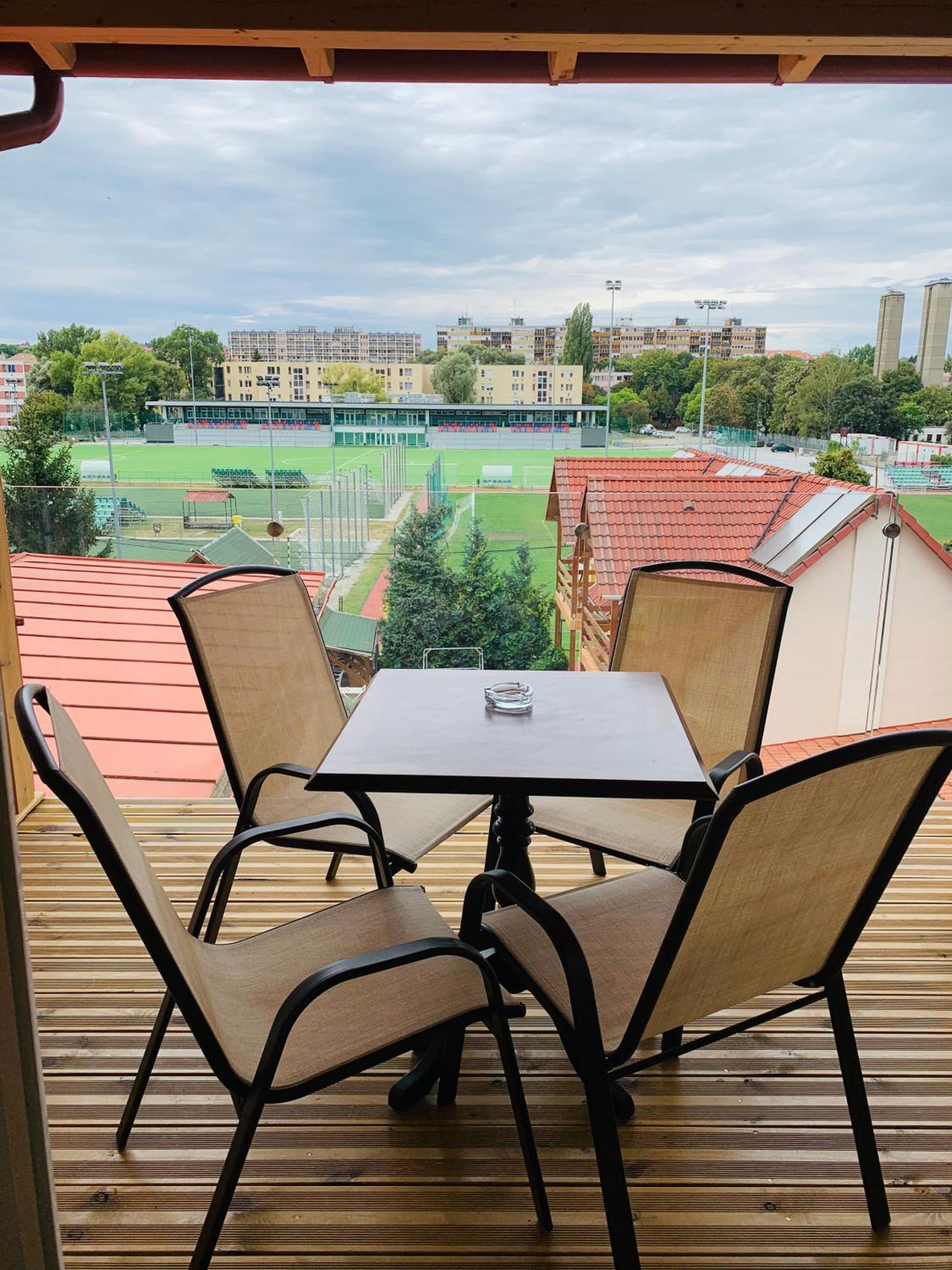 Apartment with Terrace photo 3