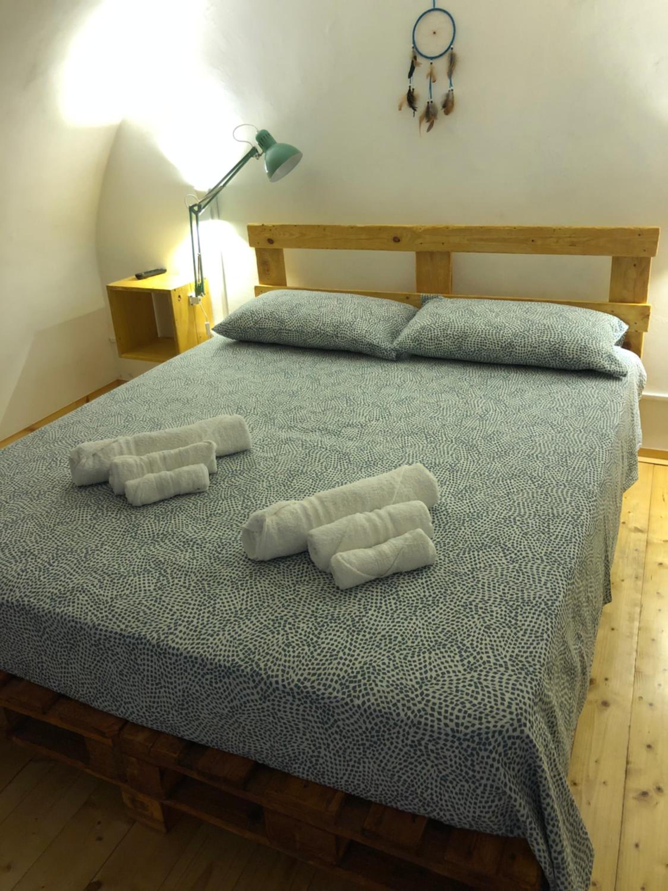 Two-Bedroom Apartment - Photo 2