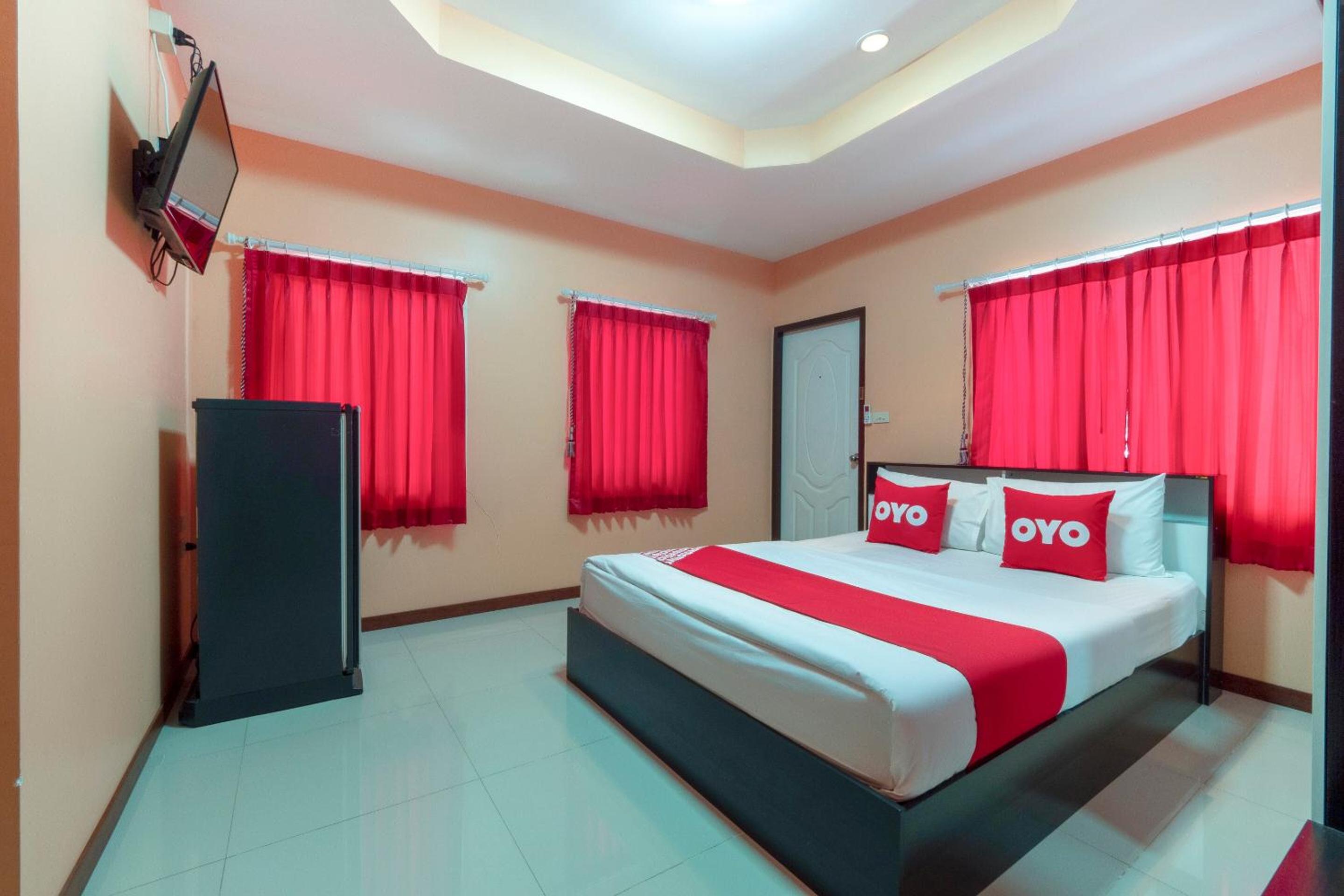 Standard Double Room - Photo 8