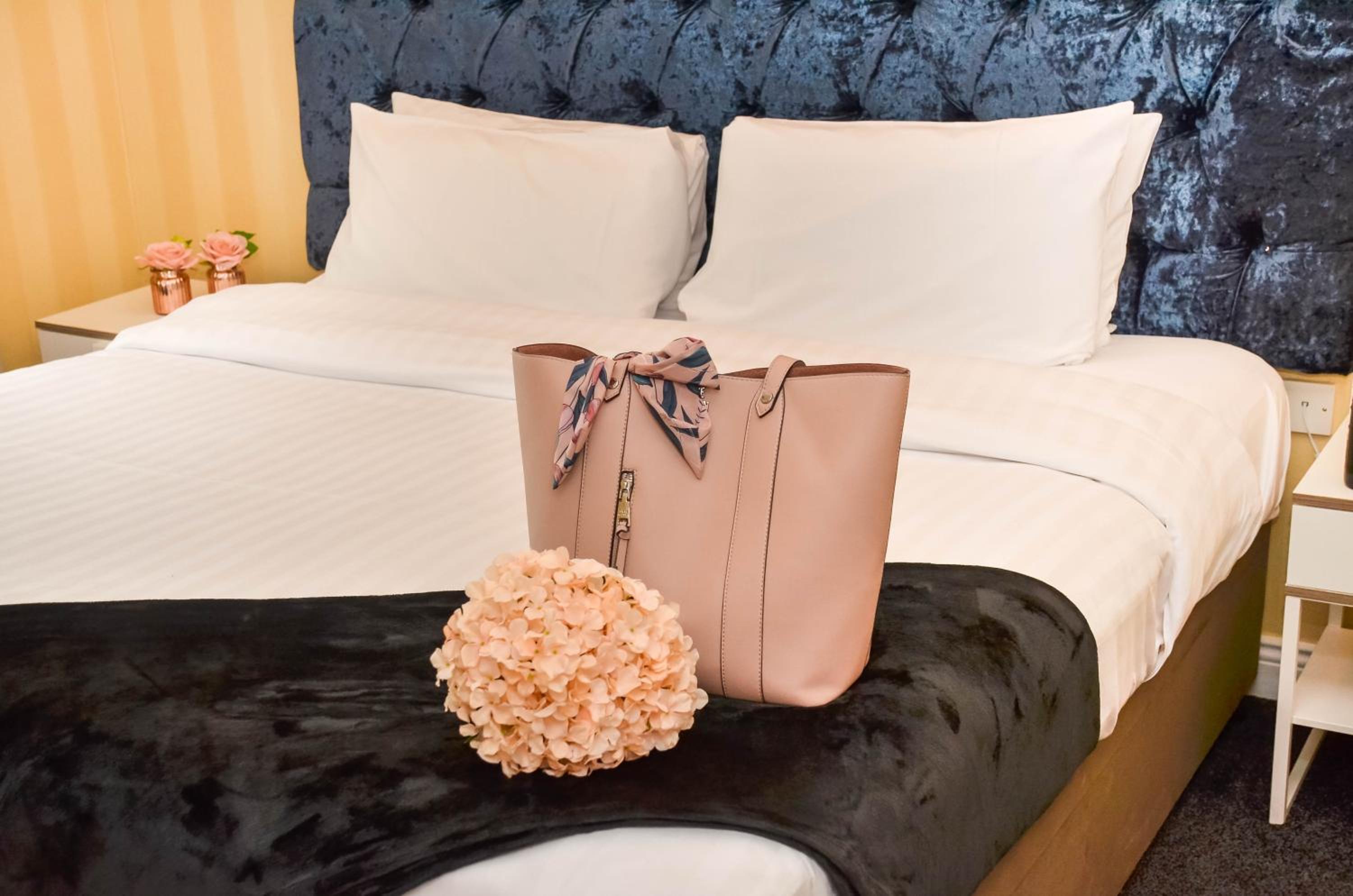 Standard Double or Twin Room photo 1