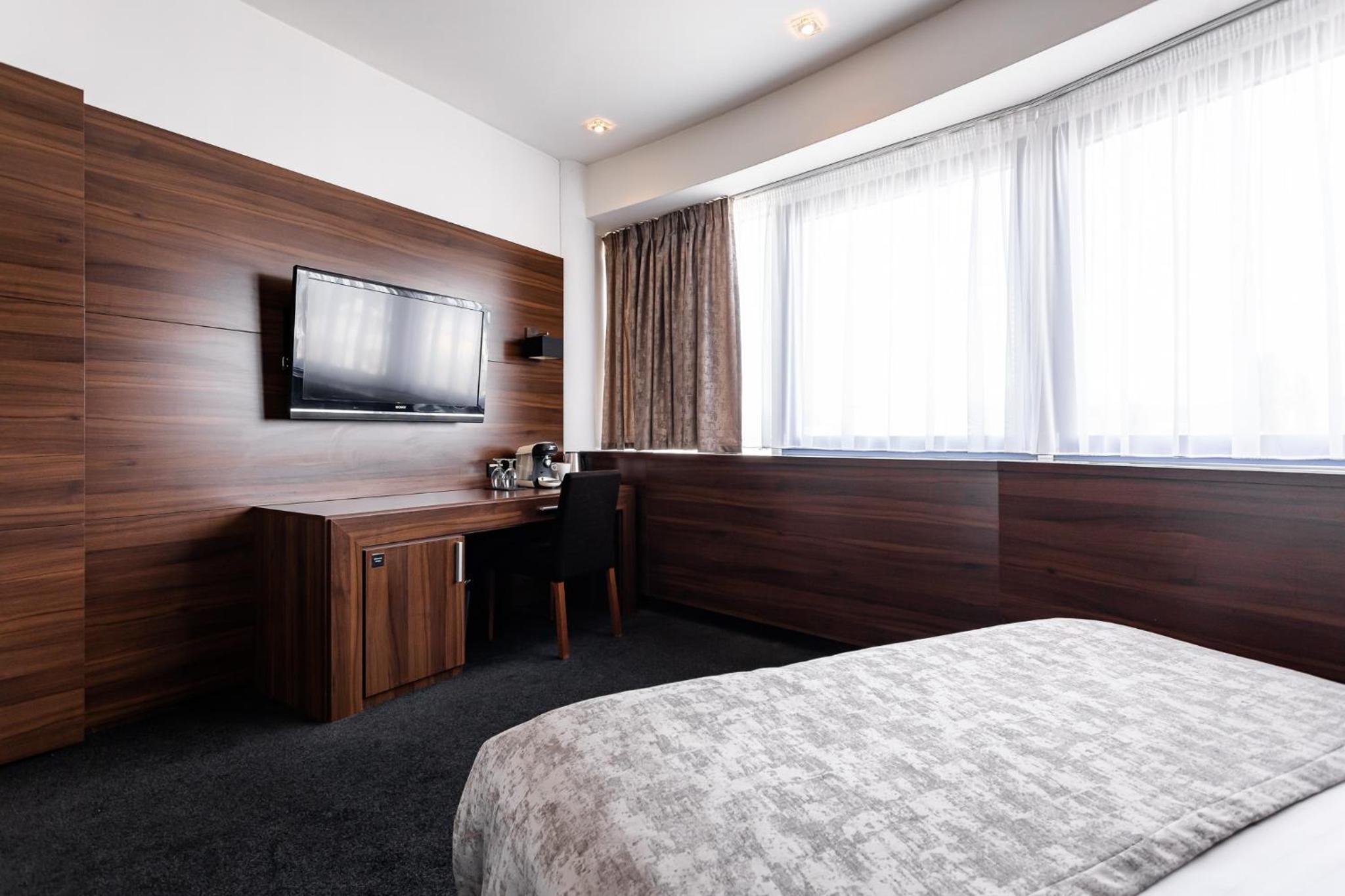 Standard Double Room - Photo 4