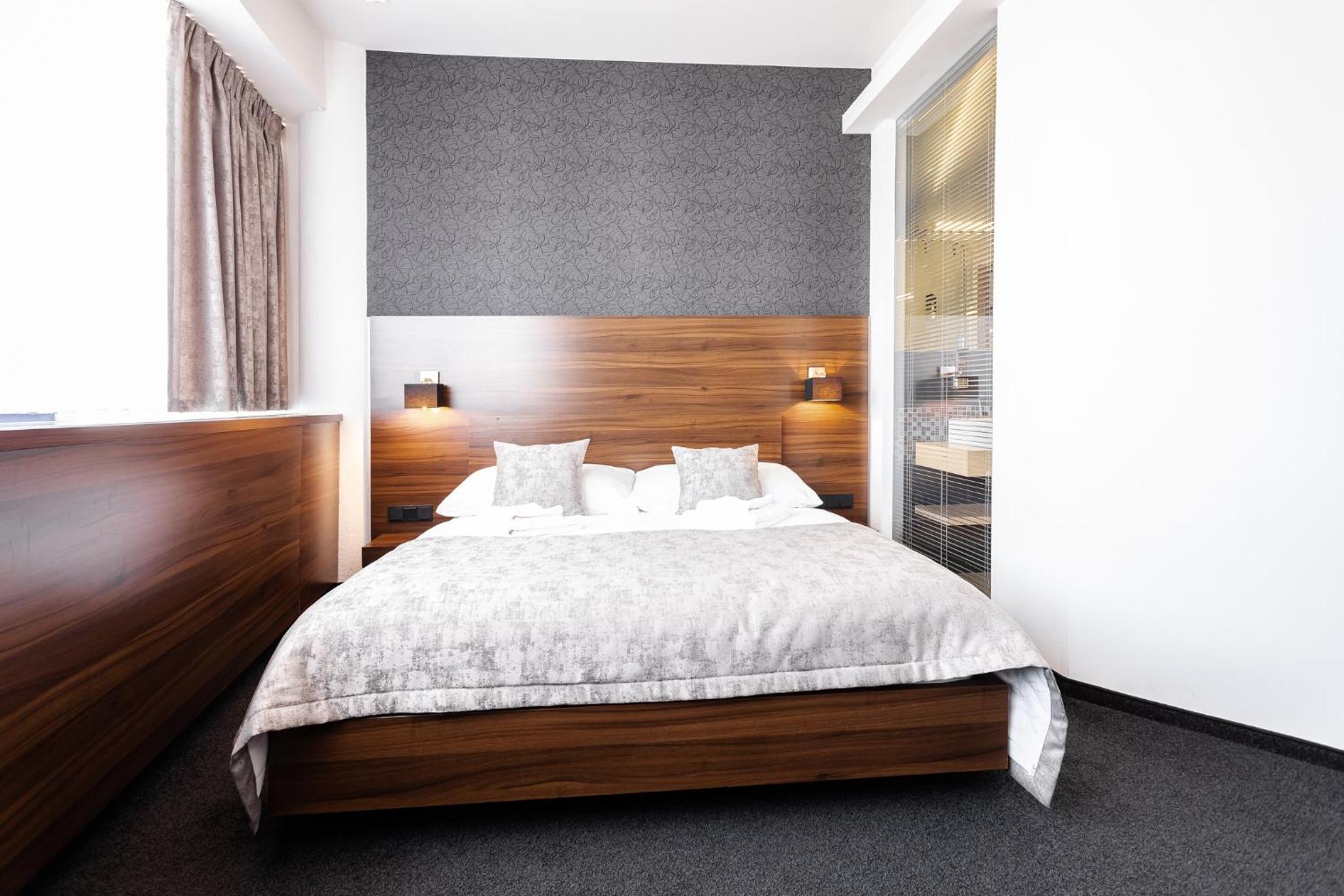 Standard Double Room - Photo 1