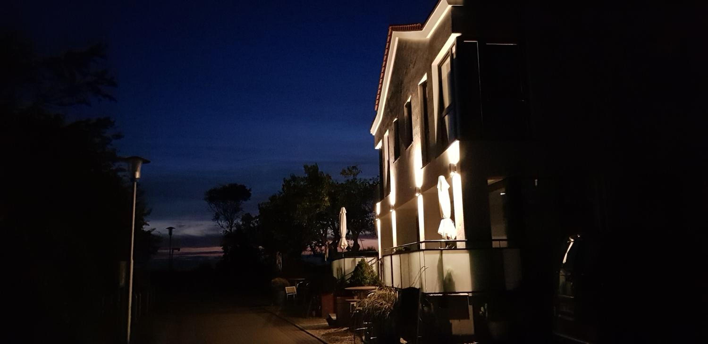 Budget Double Room photo 3