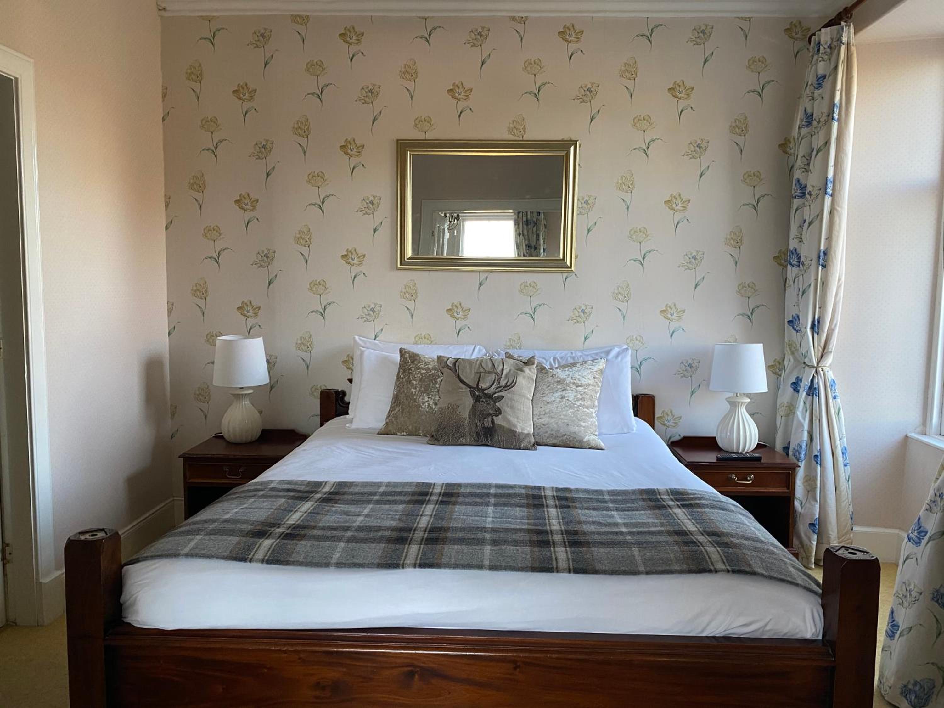Deluxe Double Room - Photo 1